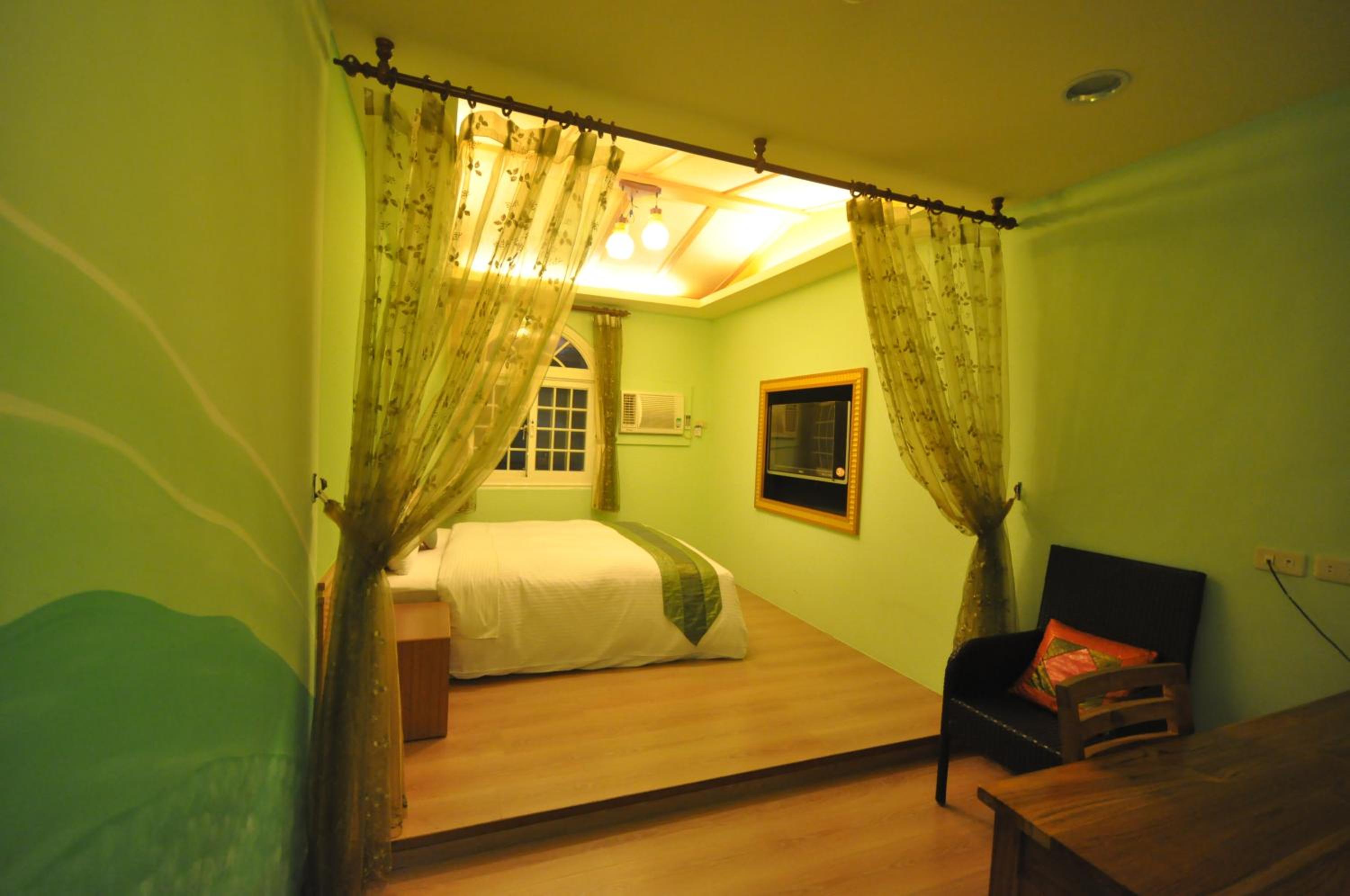 Standard Double Room - Photo 2