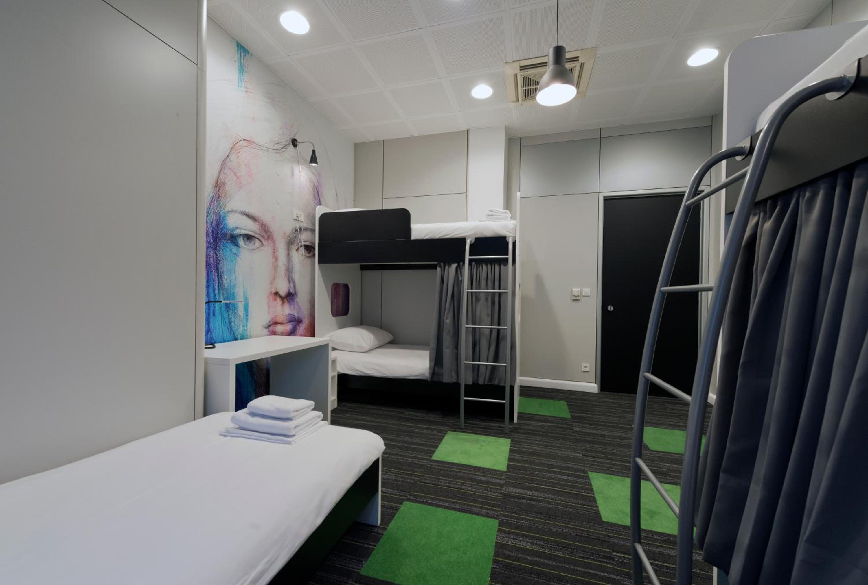 Bed In 6-Bed Mixed Dormitory Room
