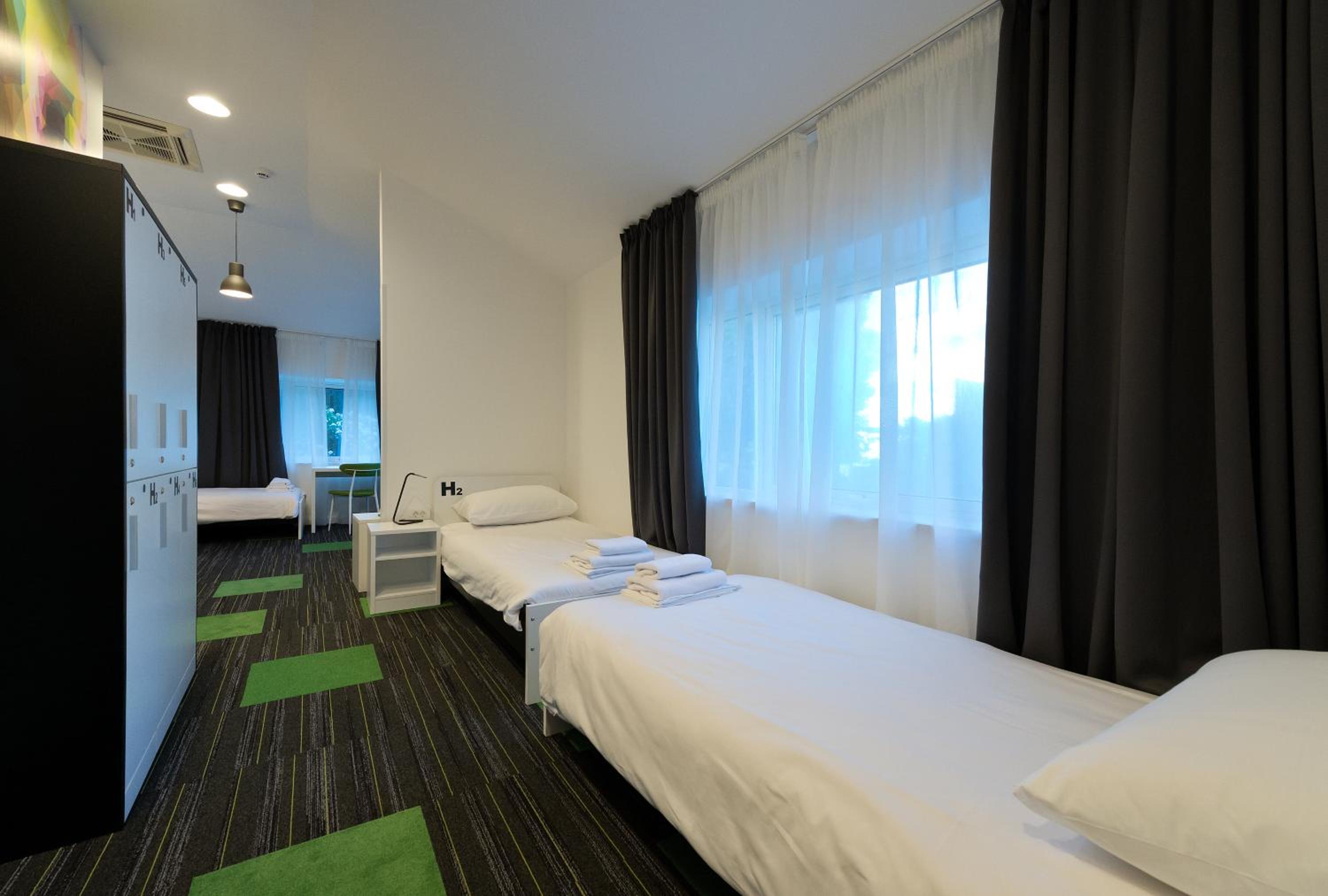 Bed In 8-Bed Mixed Dormitory Room