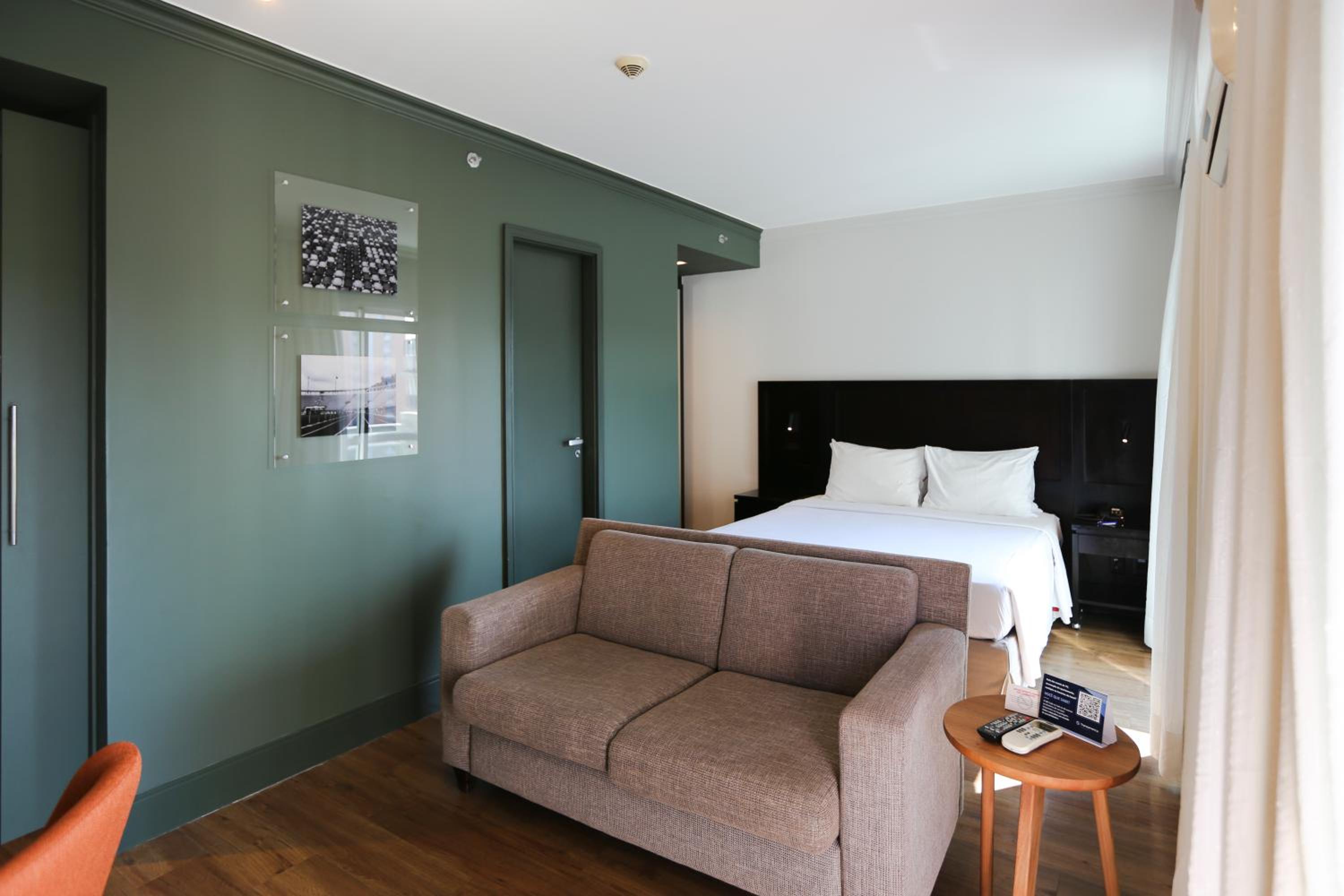 Superior Double Room - Photo 8