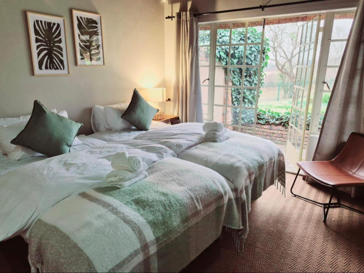 Luxury Villa photo 1