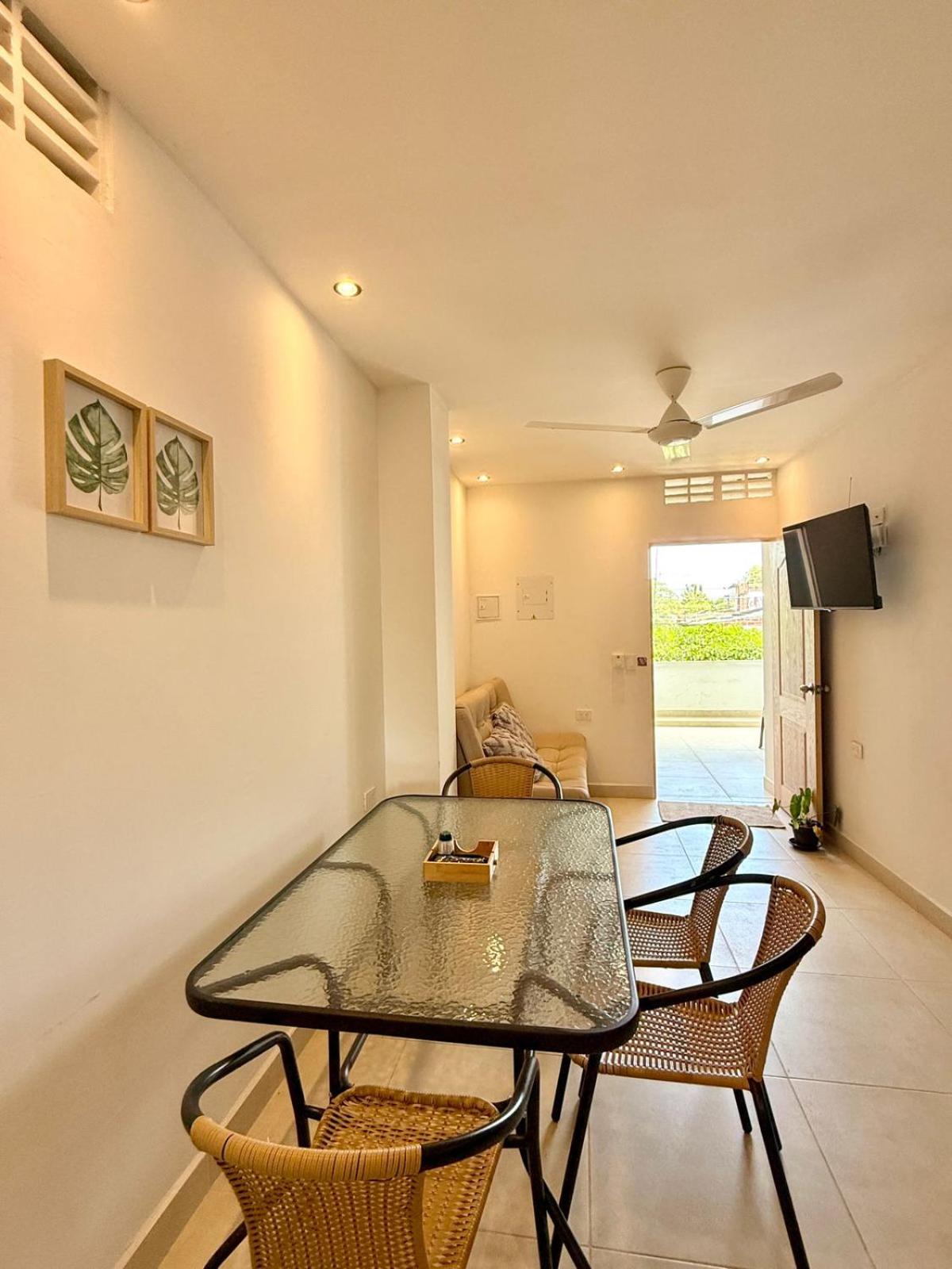 Two-Bedroom House photo 2