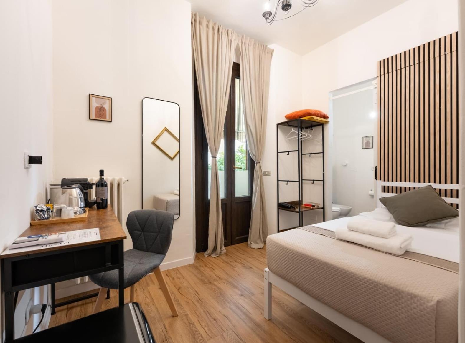 Single Room with Private Bathroom