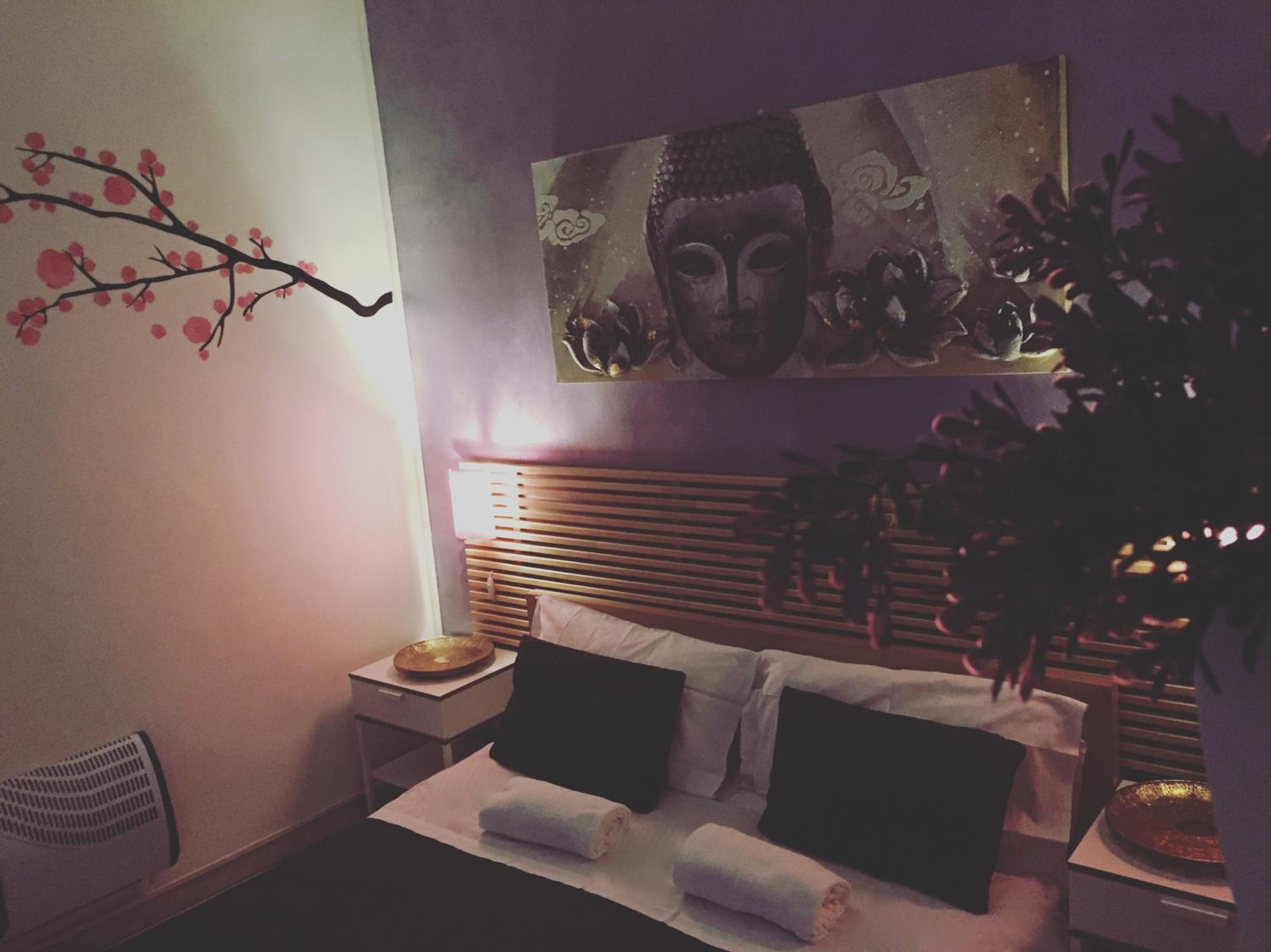 Double Room thumbnail 5