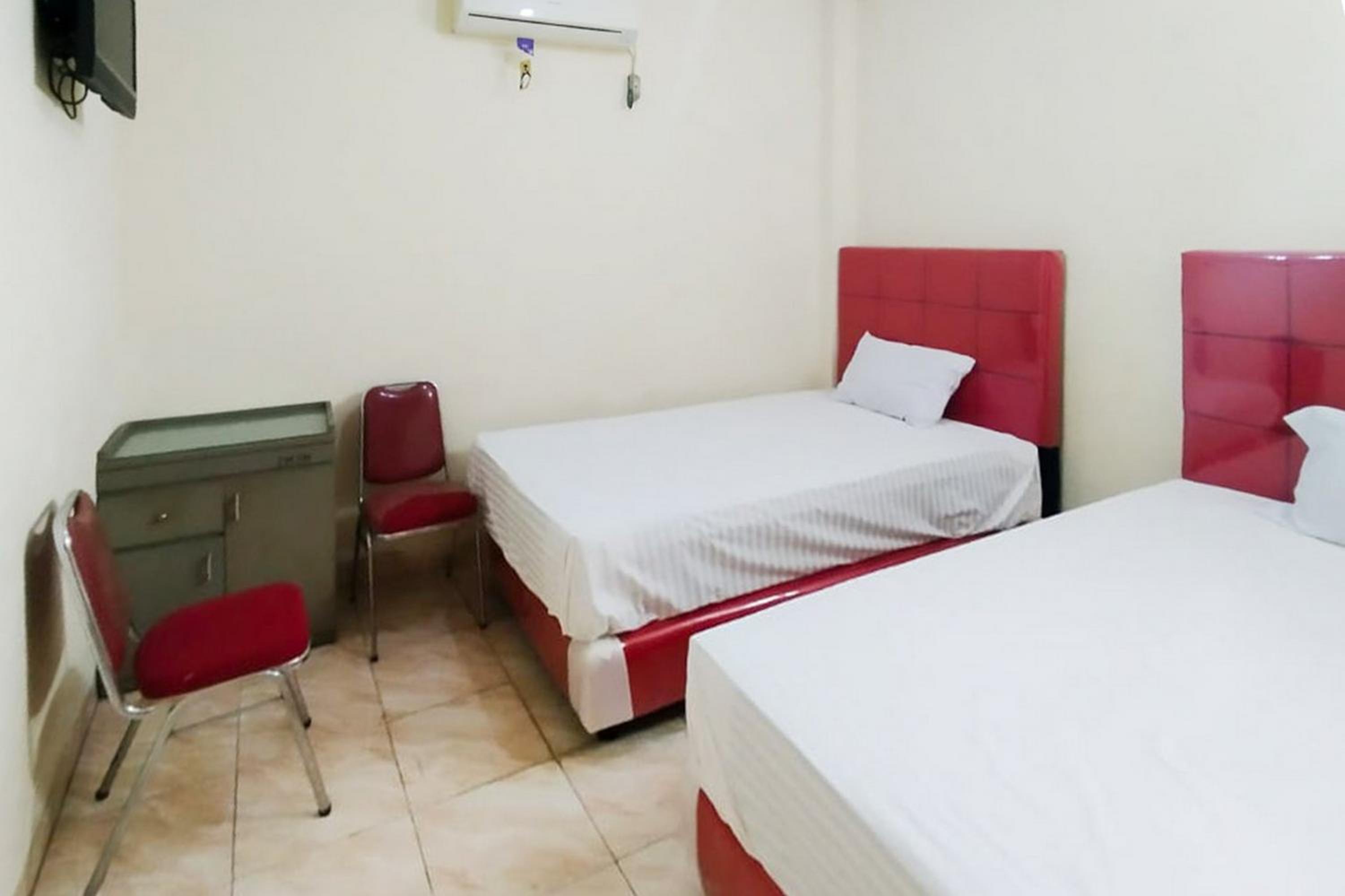 Standard Twin Room photo 1
