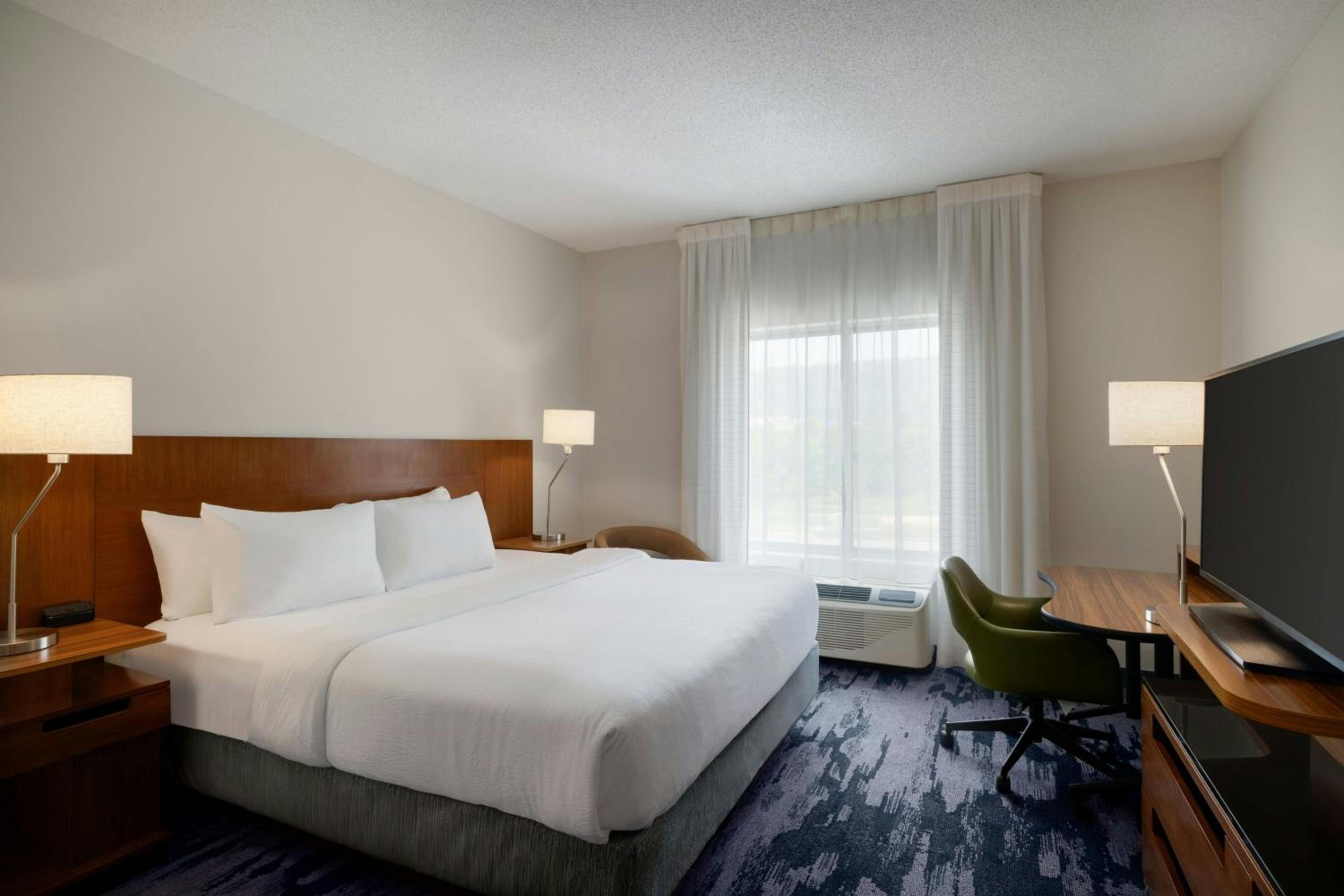 King Room with Roll-in Shower - Mobility and Hearing Accessible photo 1