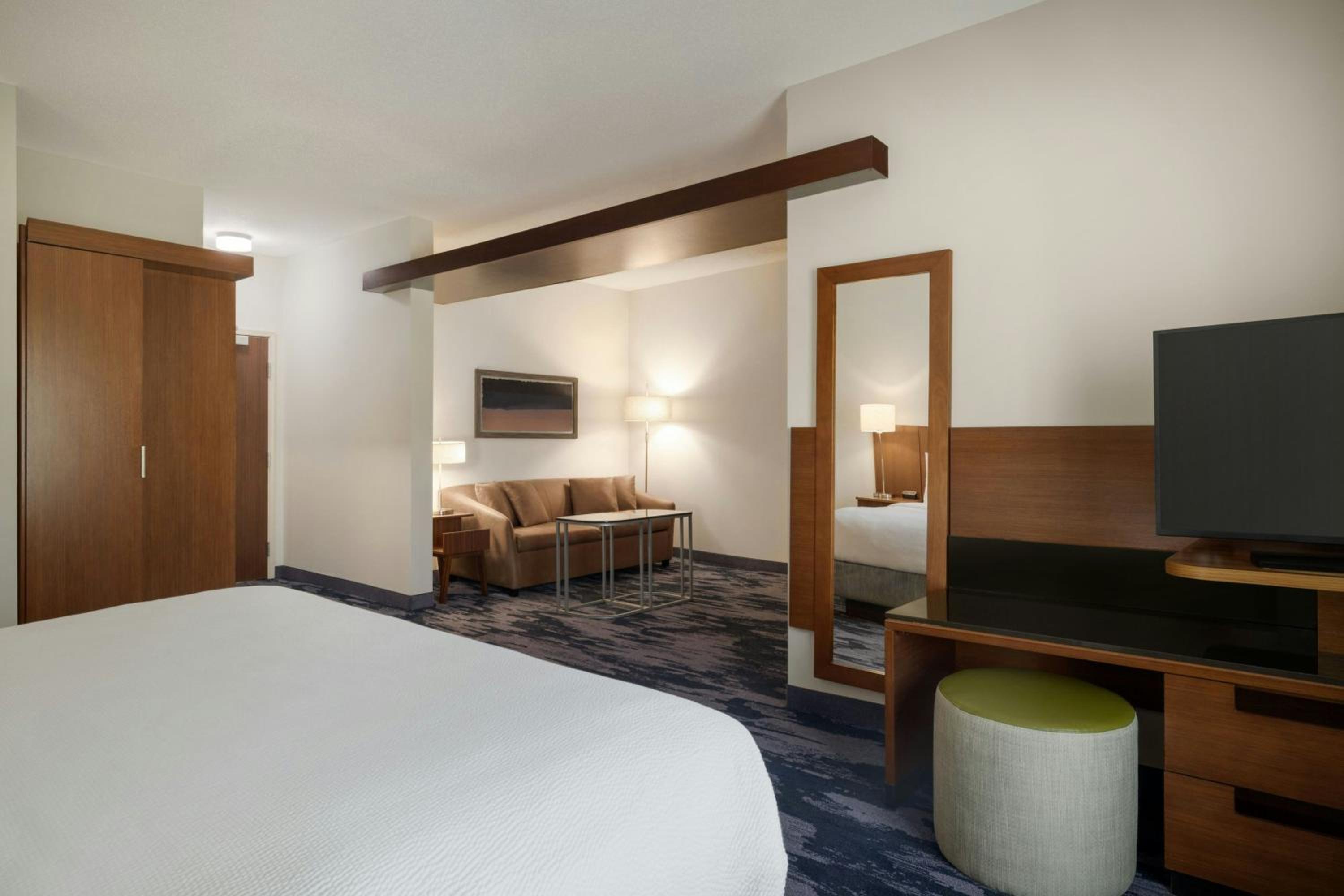 Queen Room with Two Queen Beds and Transfer Shower - Mobility and Hearing Accessible