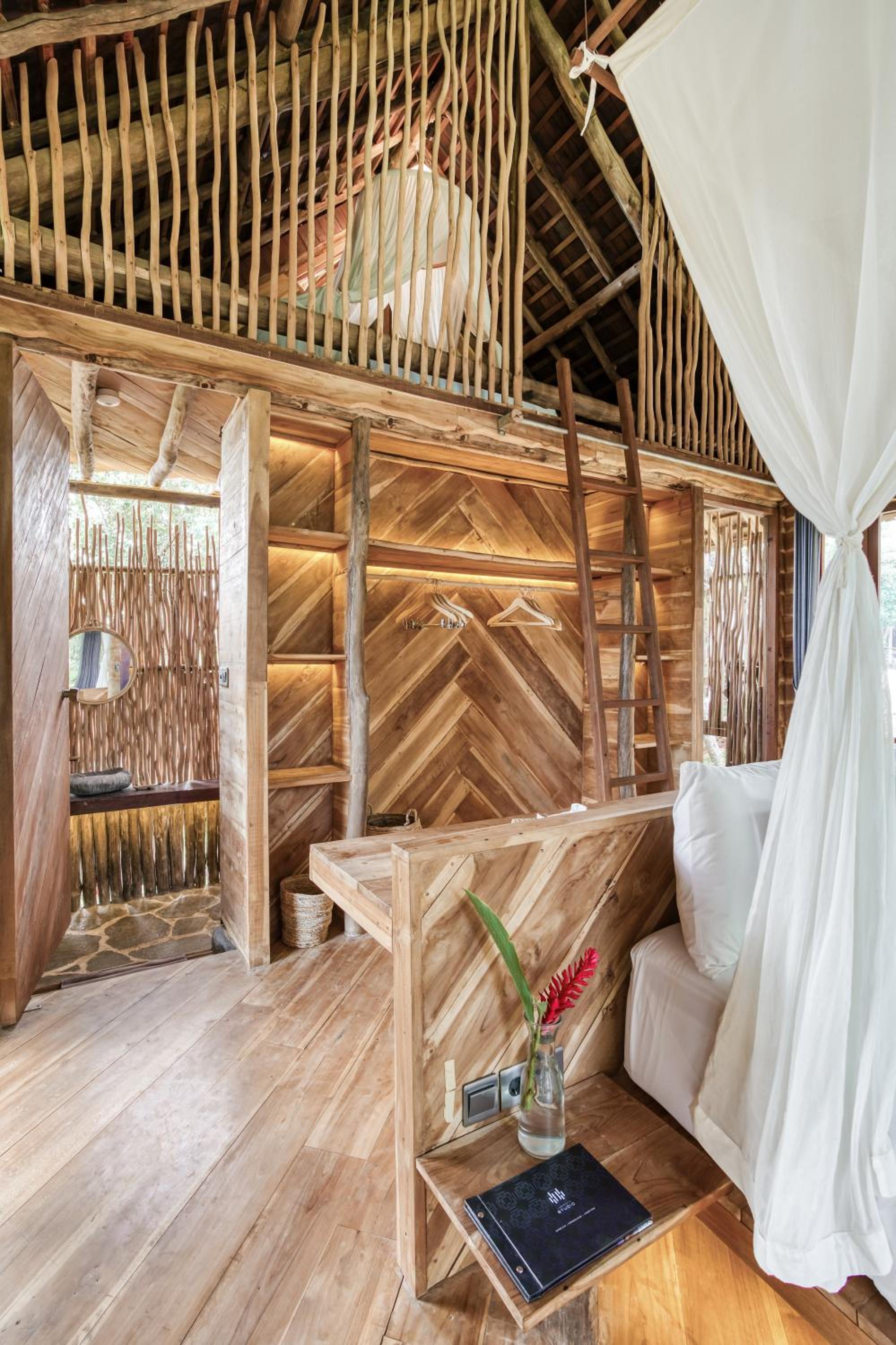 Terra House - Photo 2