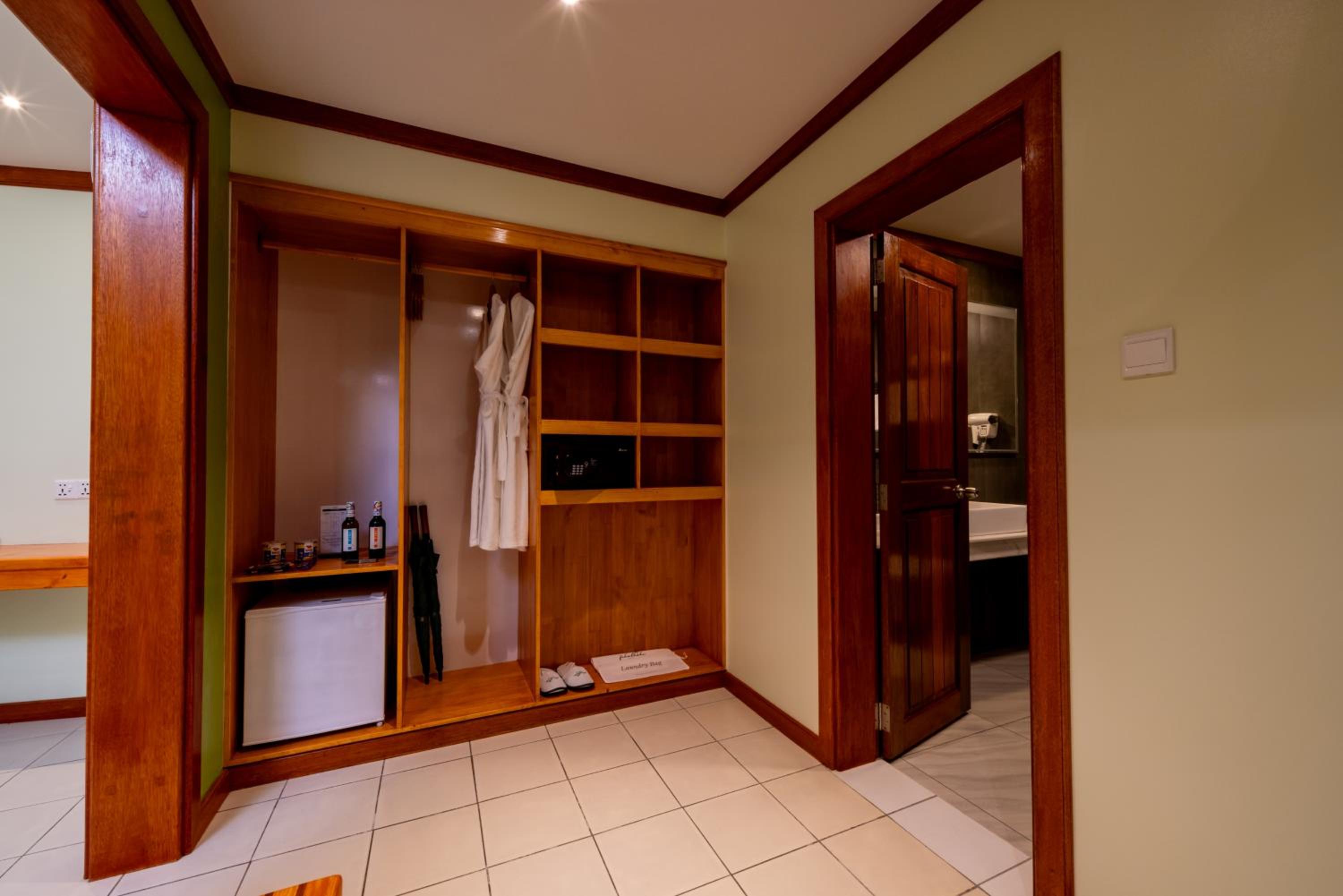 Superior Villa photo 3