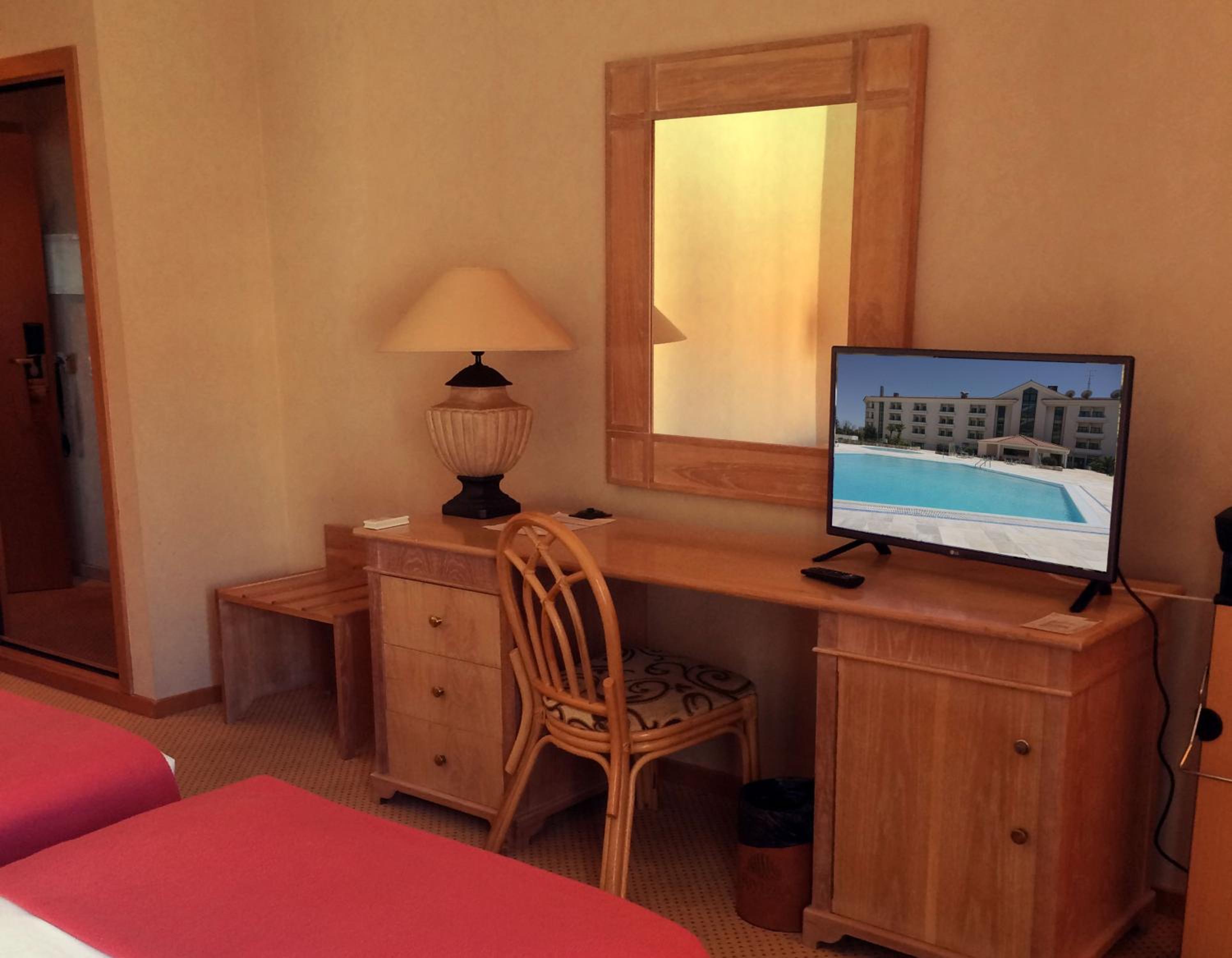 Suite - Photo 6