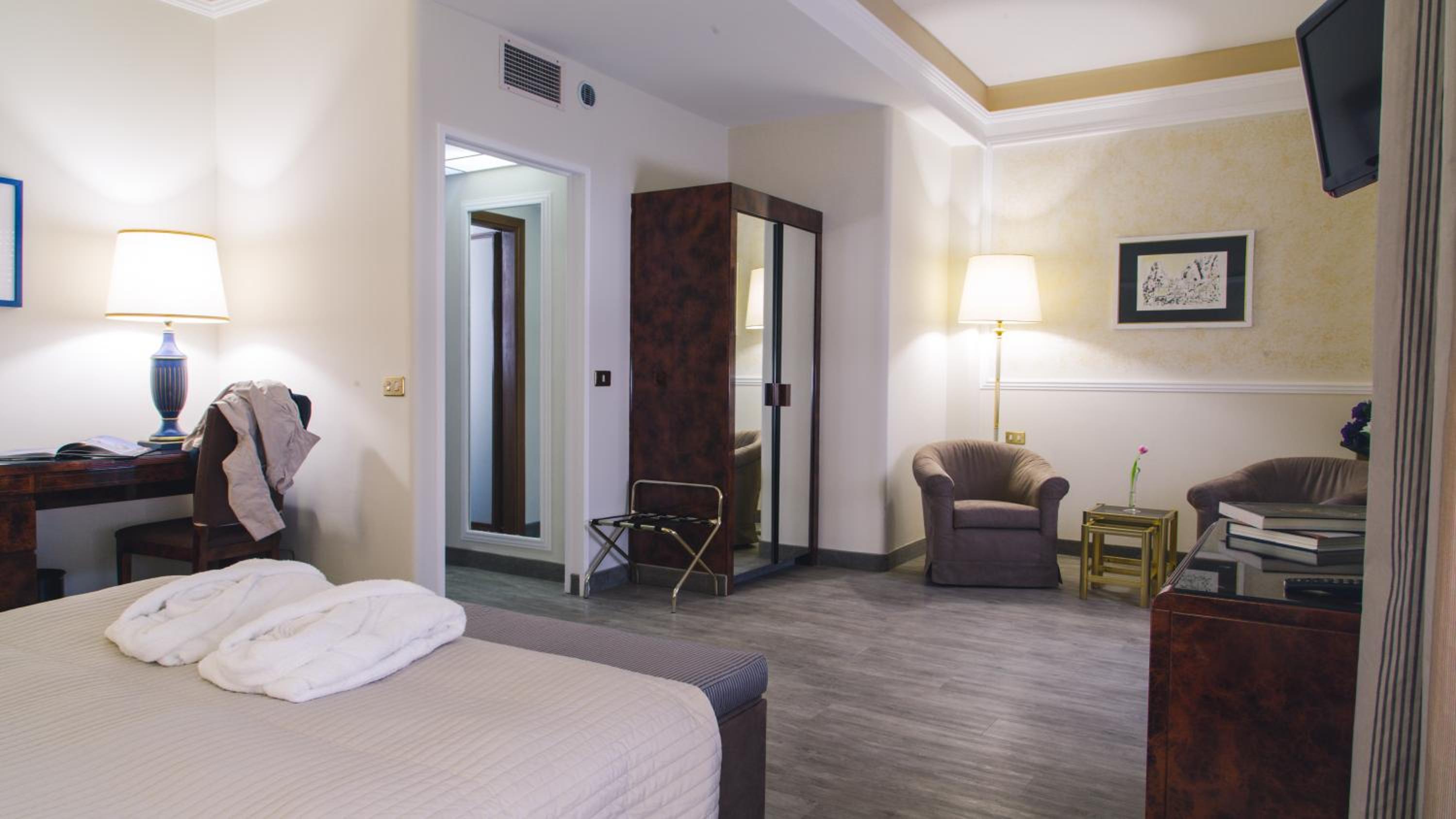Junior Suite - Photo 6