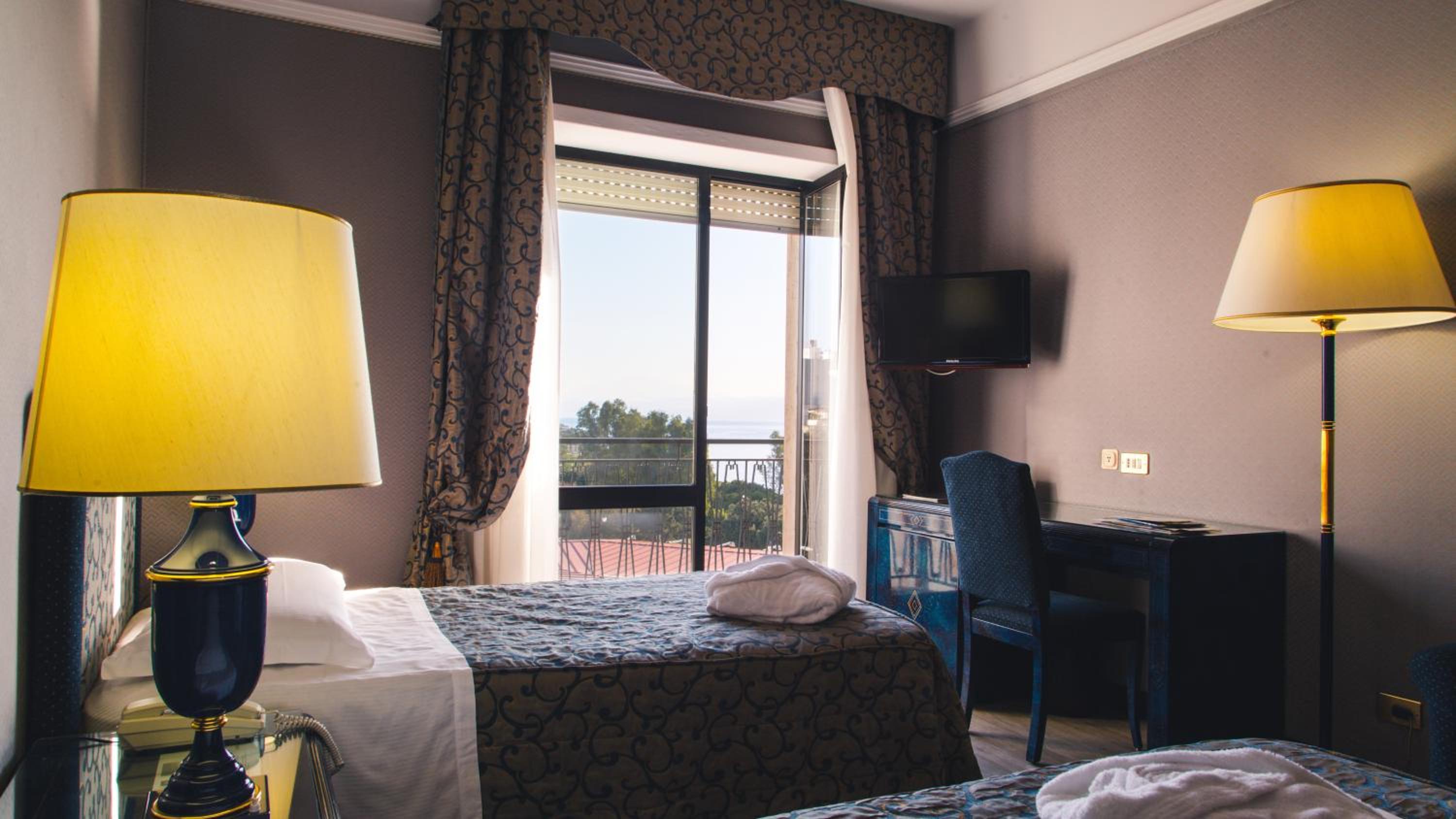 Superior Triple Room - Photo 2