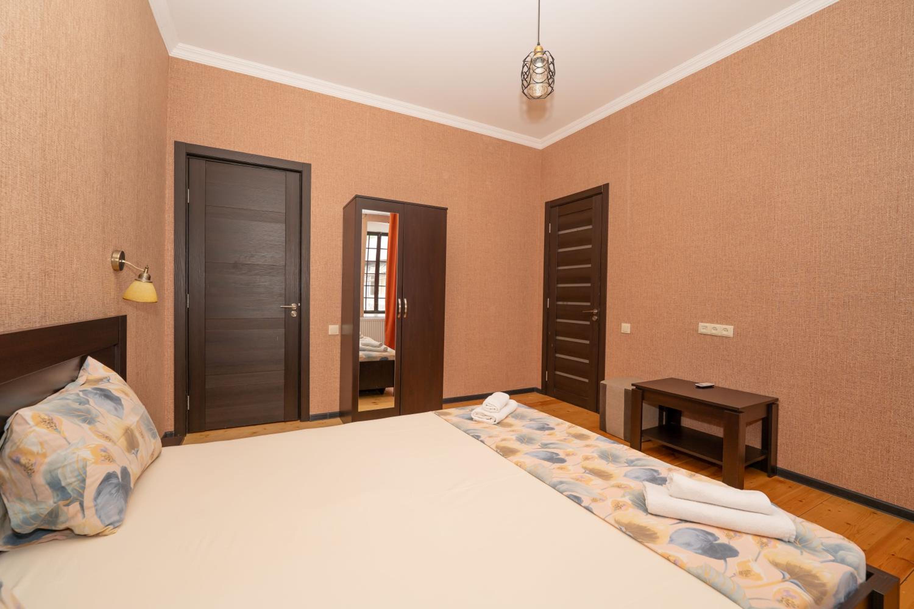 Double Room with Private Bathroom photo 3