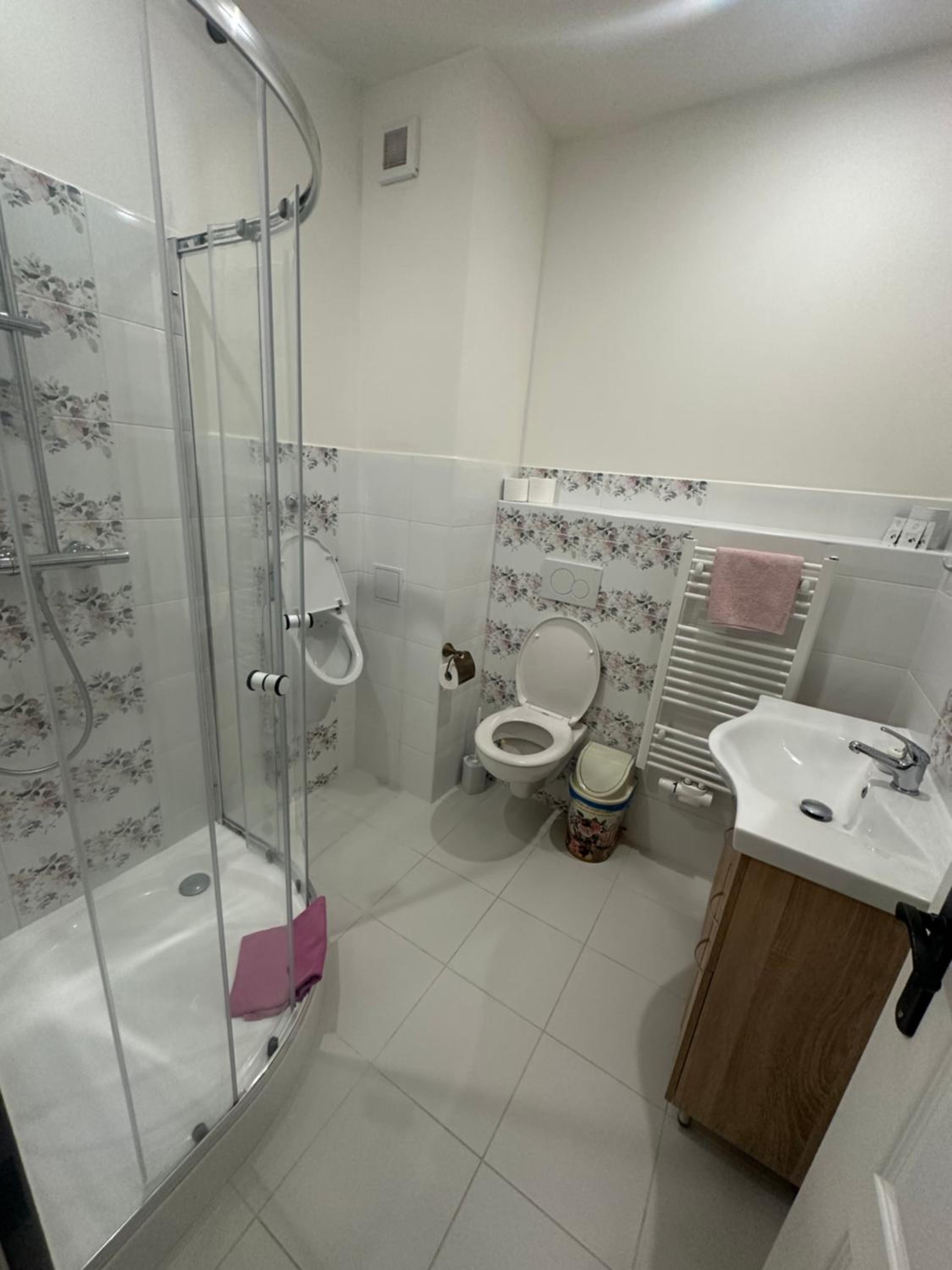 Deluxe Double Room with Shower photo 1