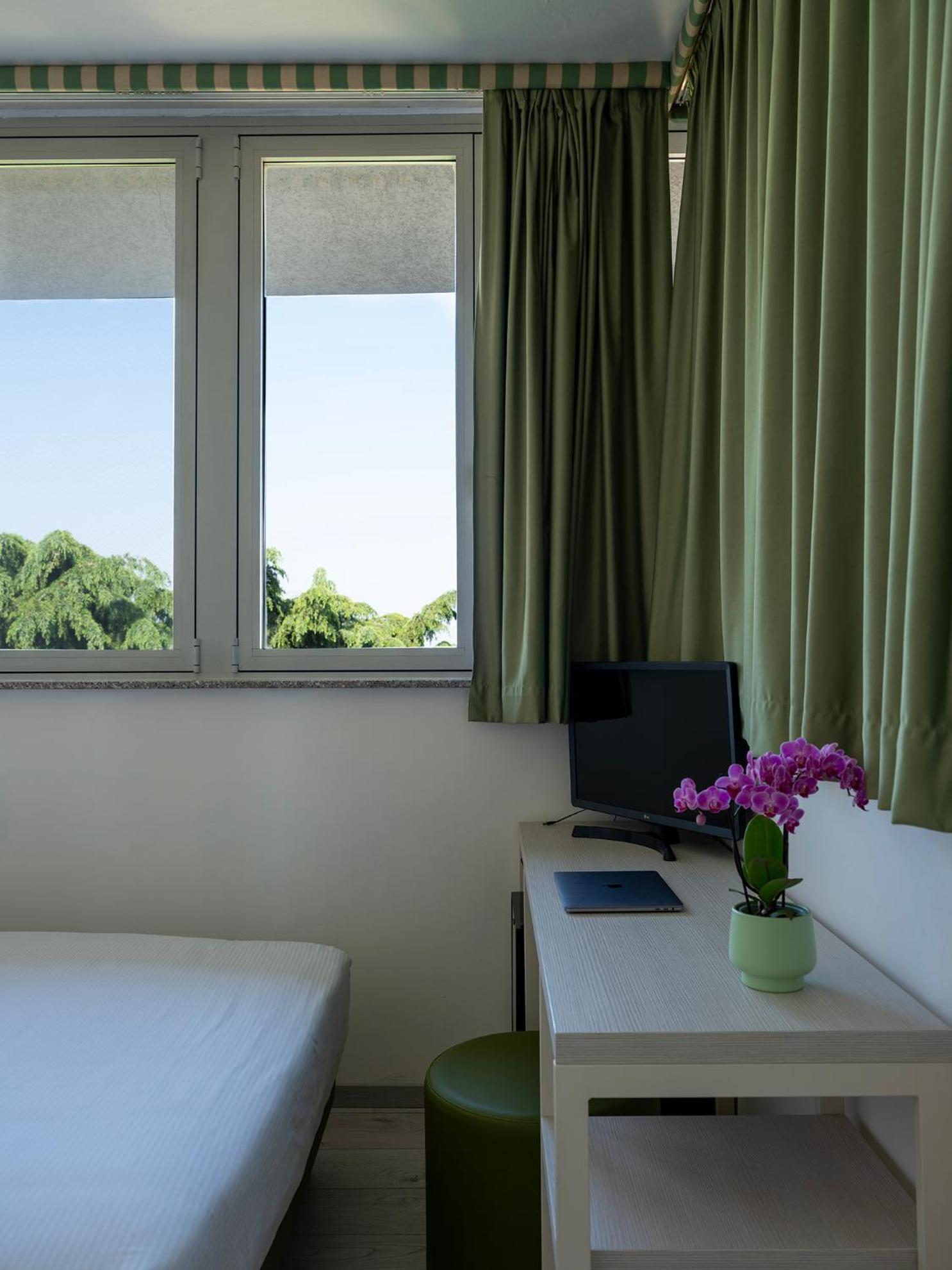 Small Double Room