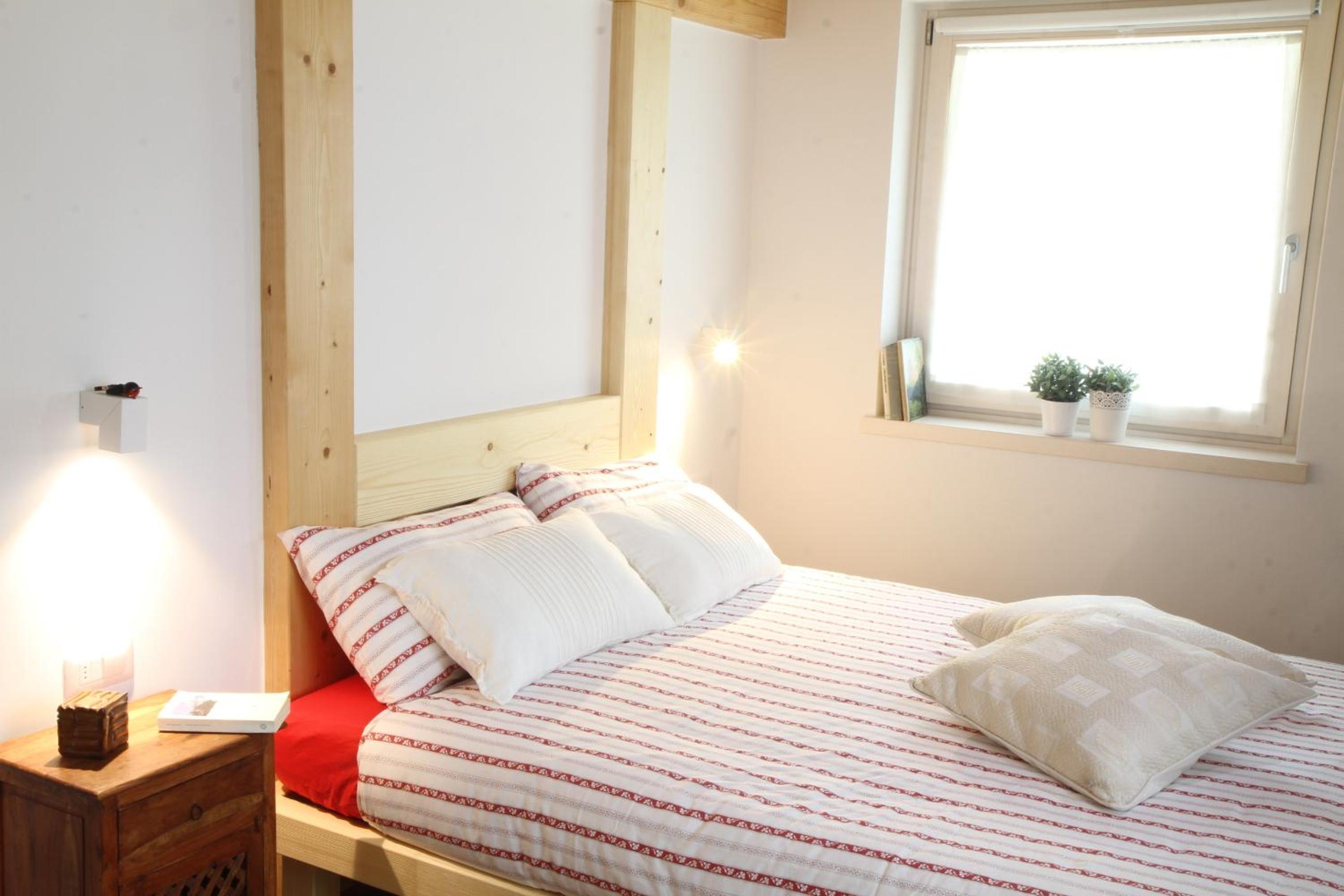 Two-Bedroom House photo 1