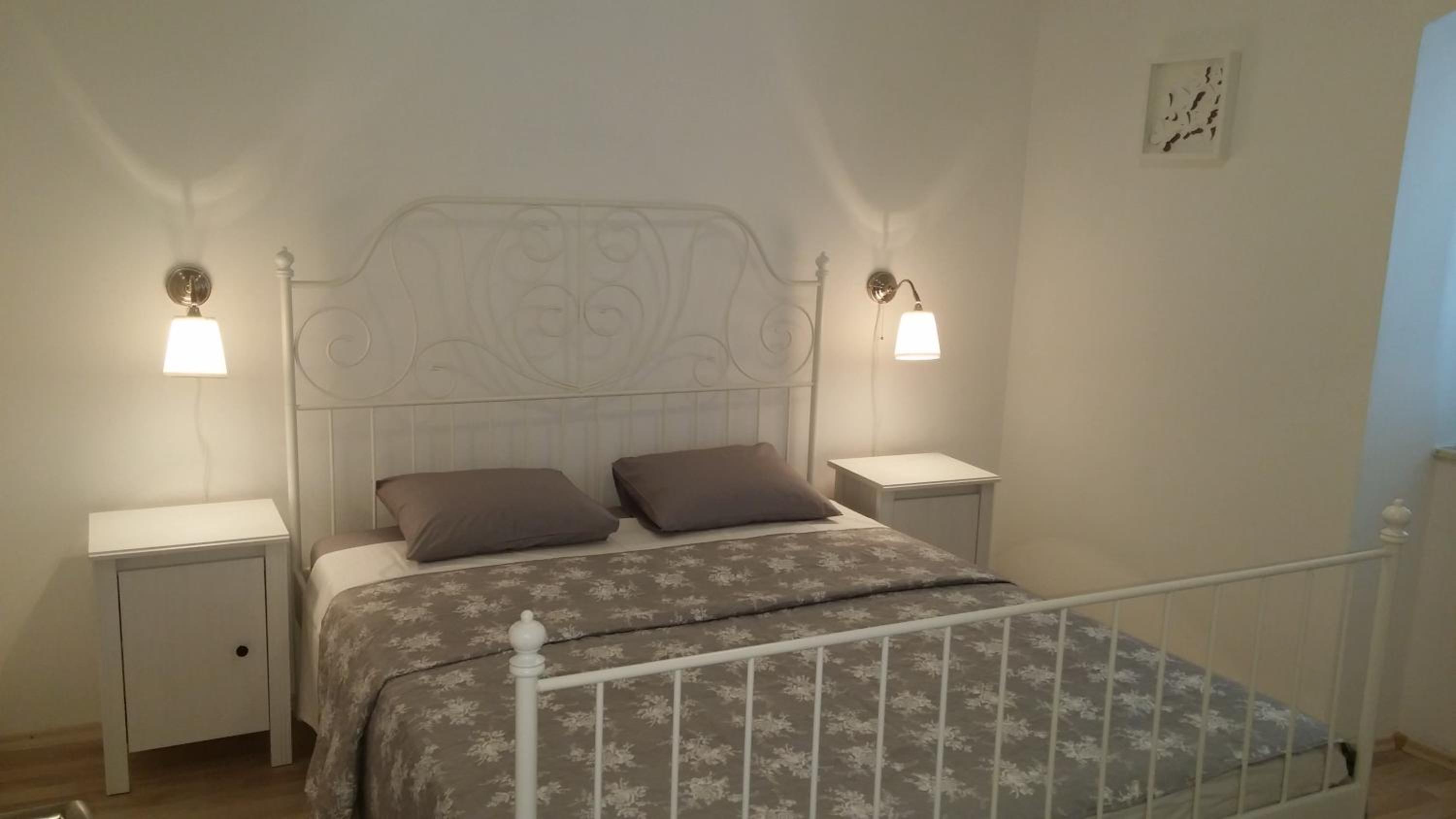 Two-Bedroom Apartment with Terrace and Garden View photo 2