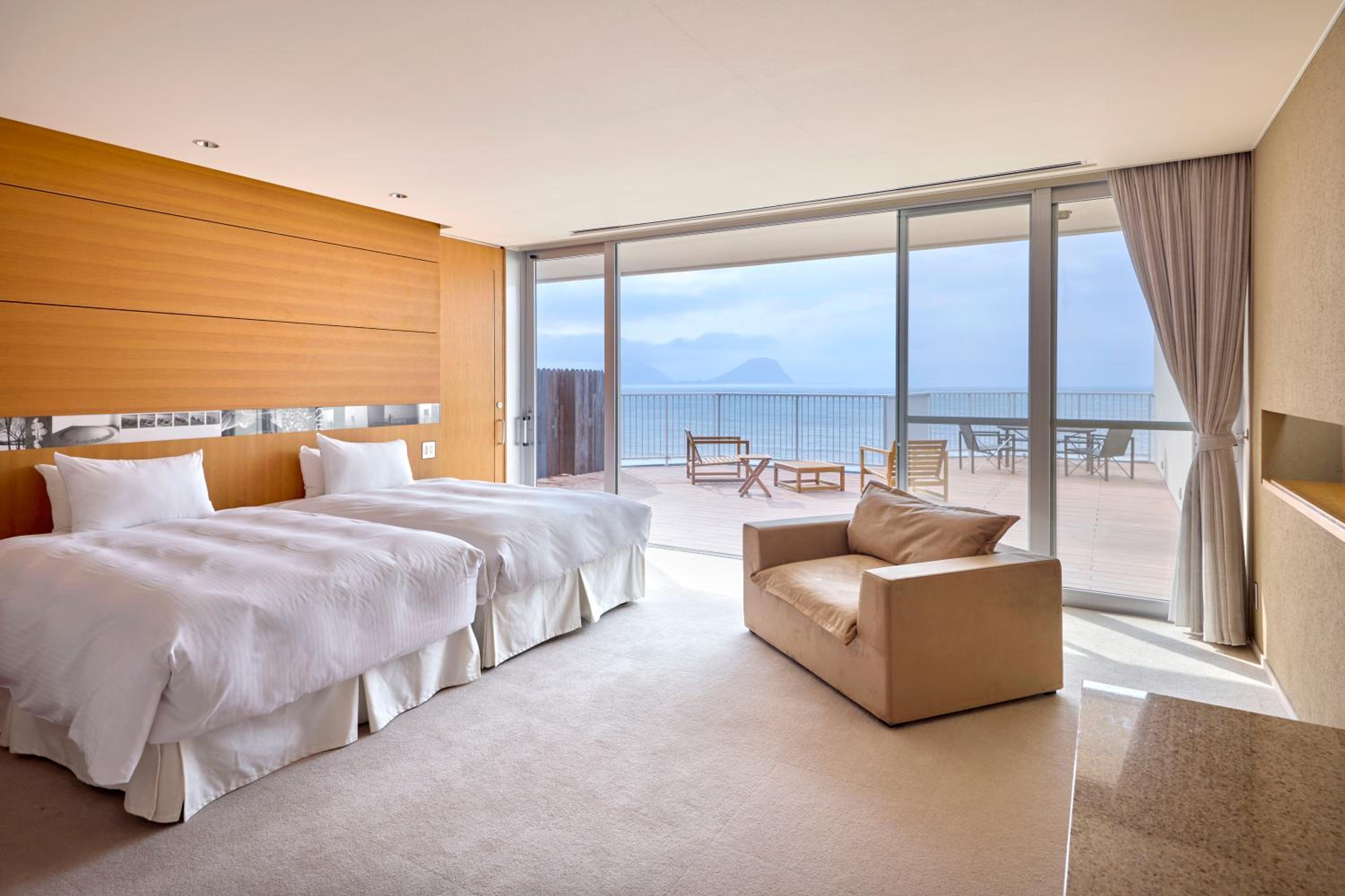 Deluxe Twin Room - Photo 1