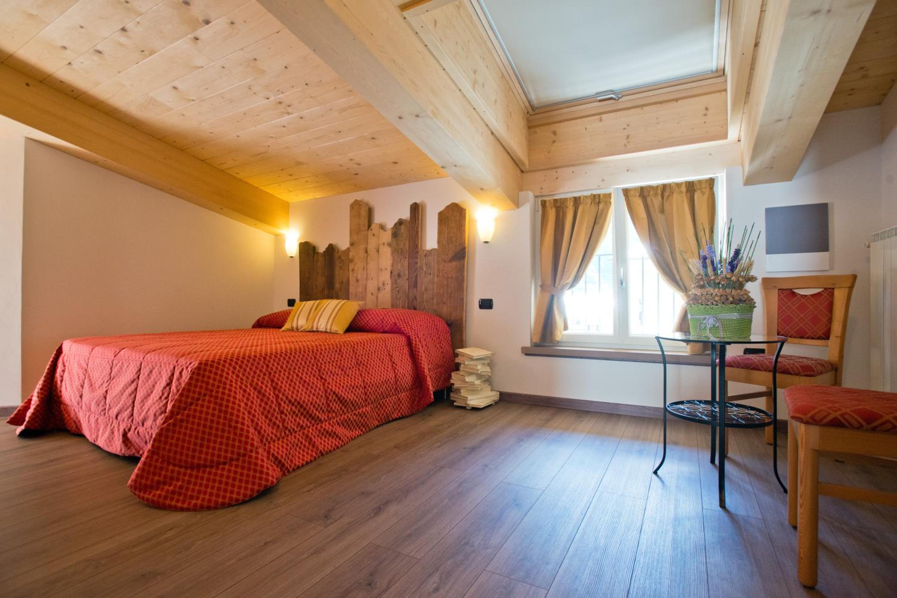 Deluxe Double or Twin Room - Annex - Photo 1