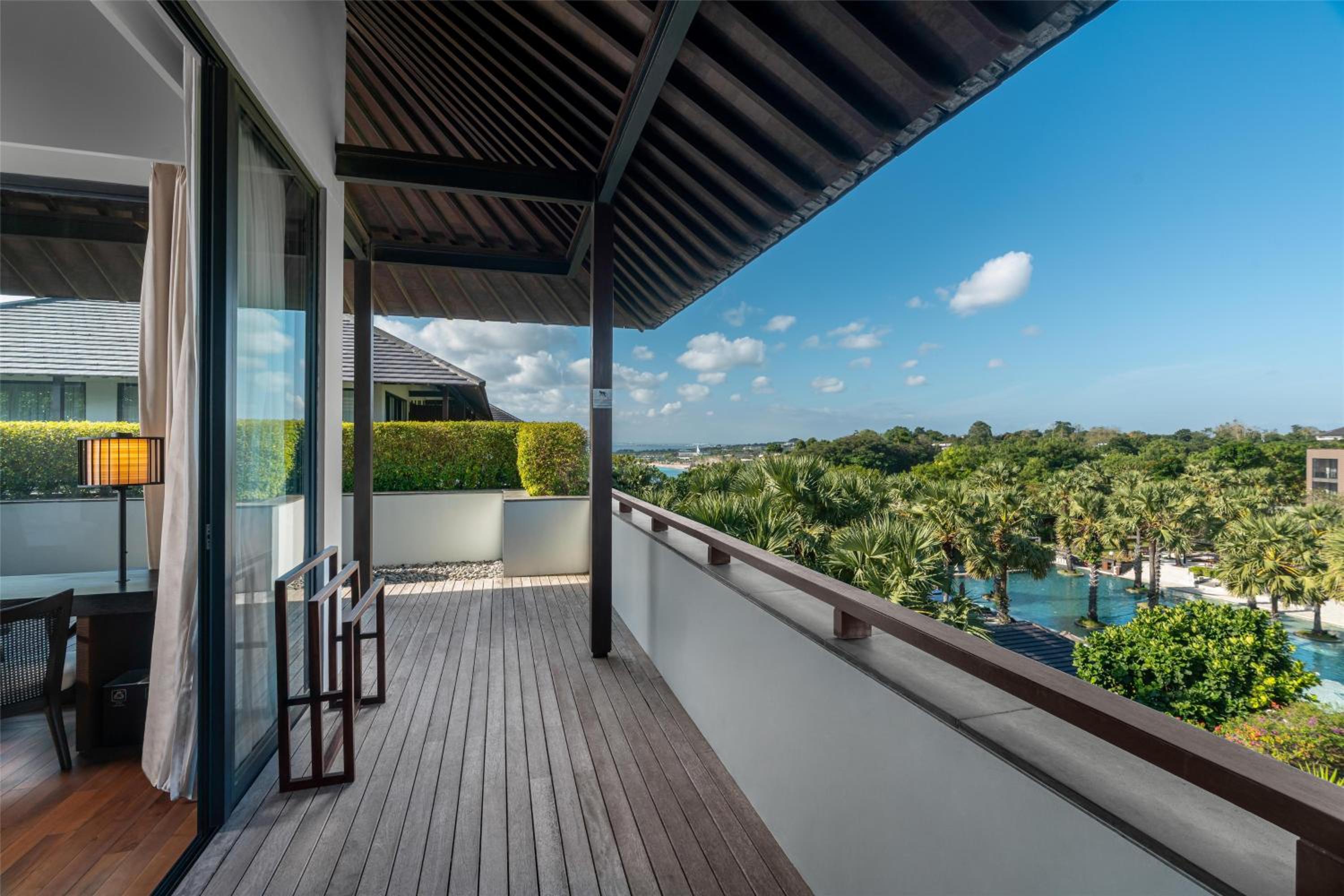 Studio Suite with Garden View photo 2