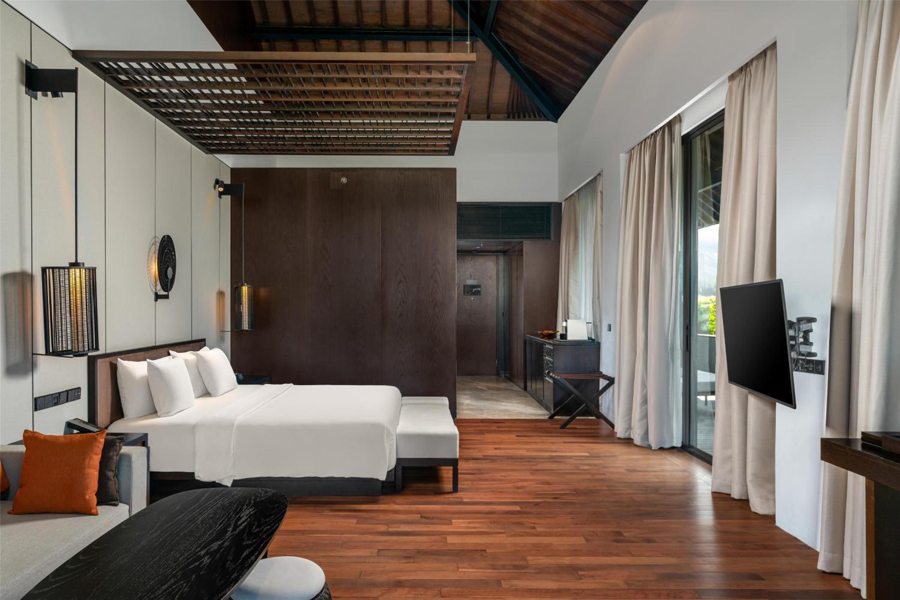 Studio Suite with Garden View photo 3