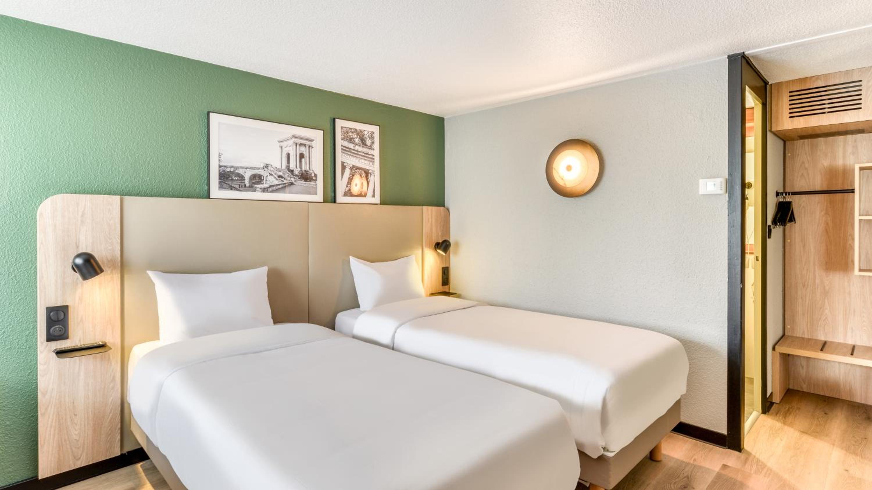Standard Room - 2 Single Beds - Photo 2