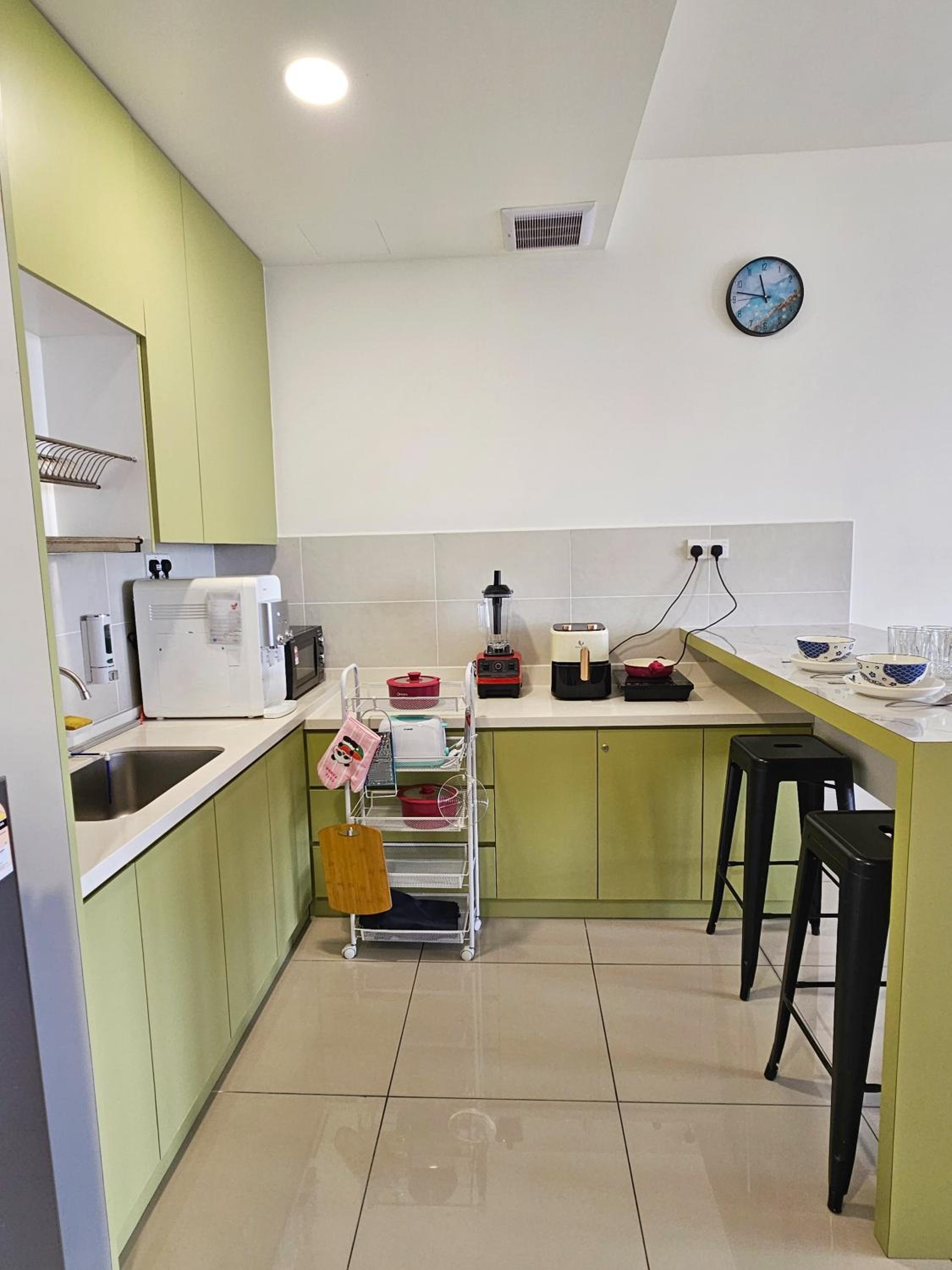 Deluxe One-Bedroom Apartment (Panoramic Sea View & Full Kitchen) photo 2