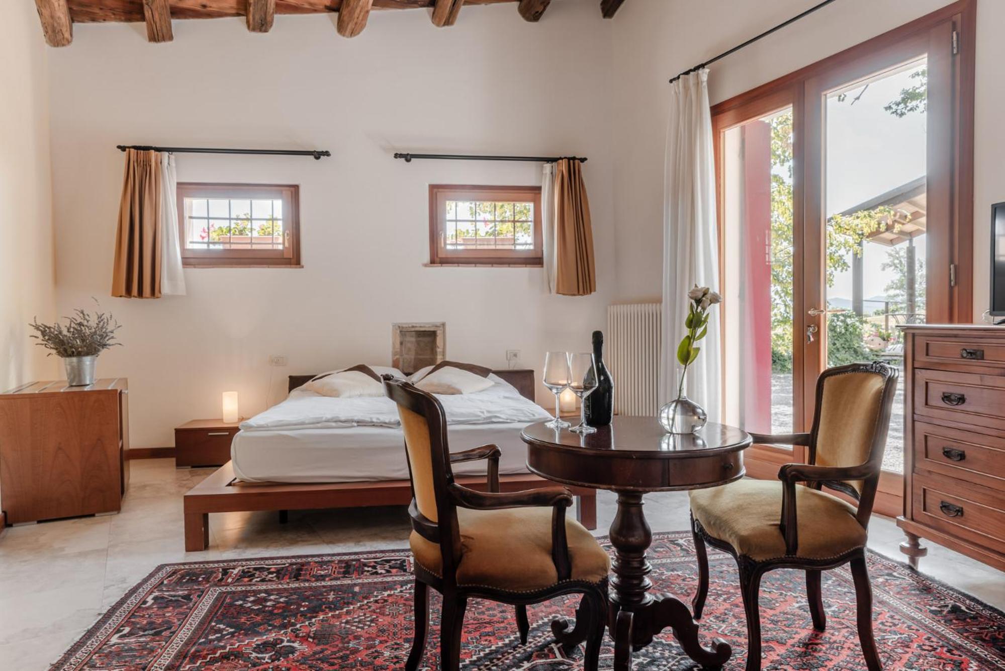 Double Room photo 3
