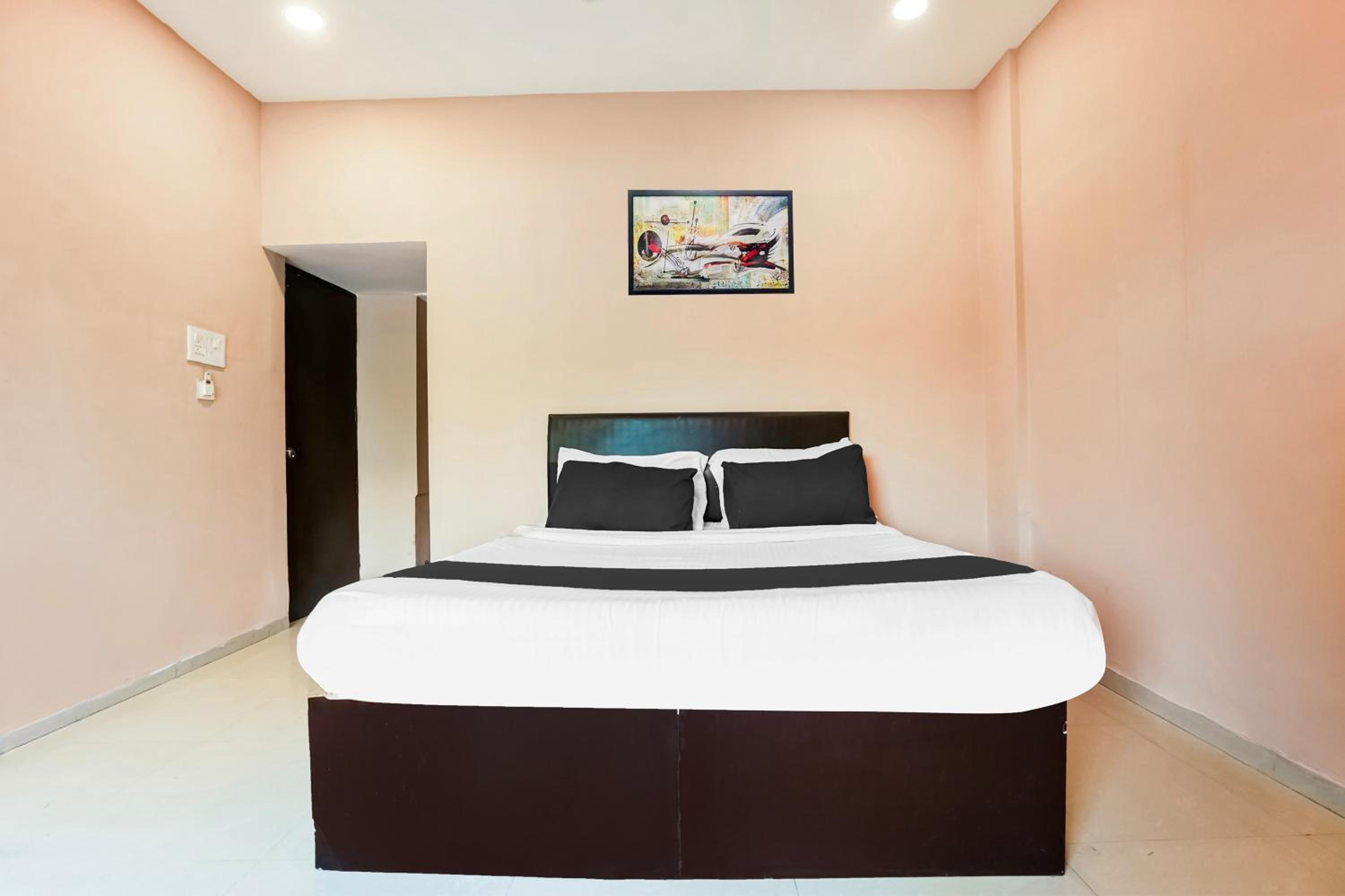 Deluxe Triple Room photo 2