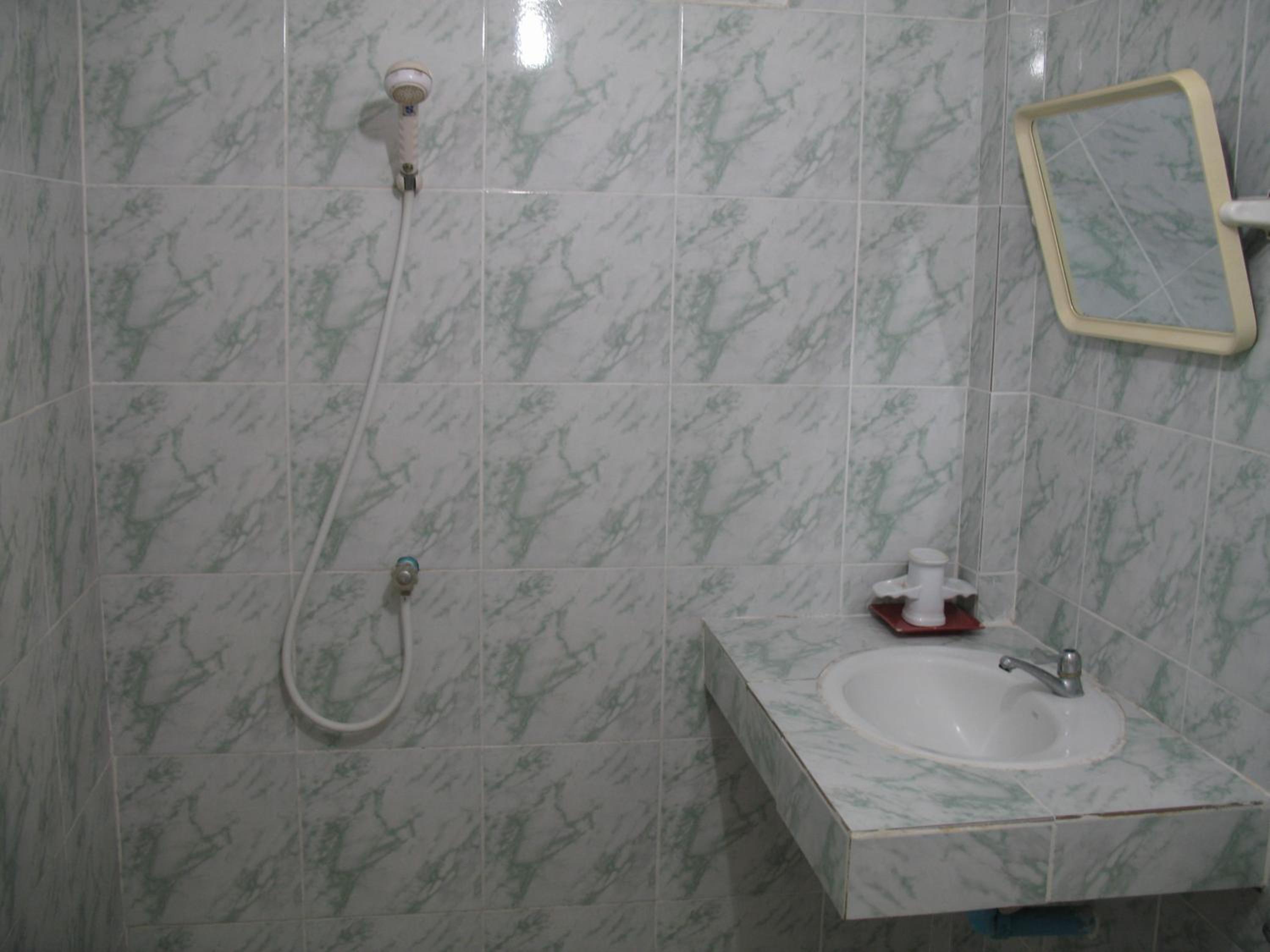 Bungalow Twin Room with Fan photo 3