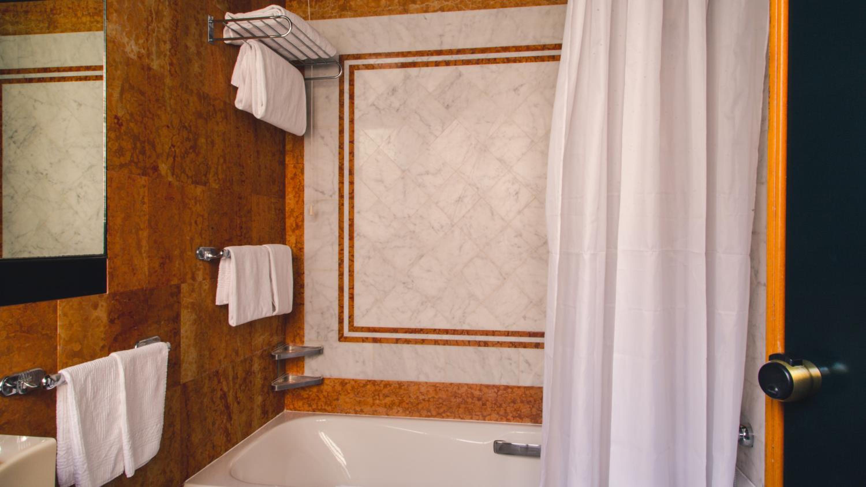 Classic Double Room (1 Adult) - Photo 2