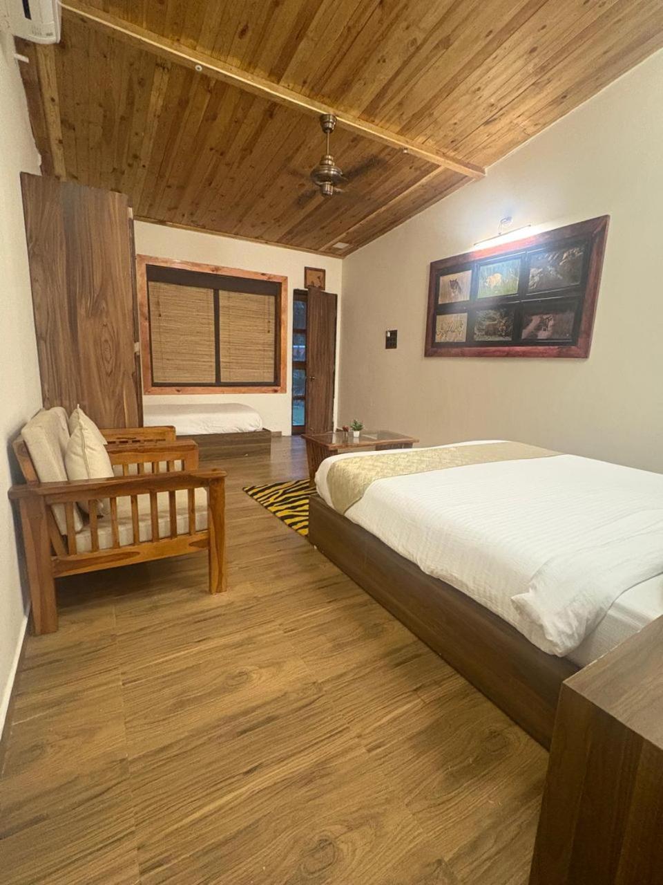 Superior Double or Twin Room photo 2