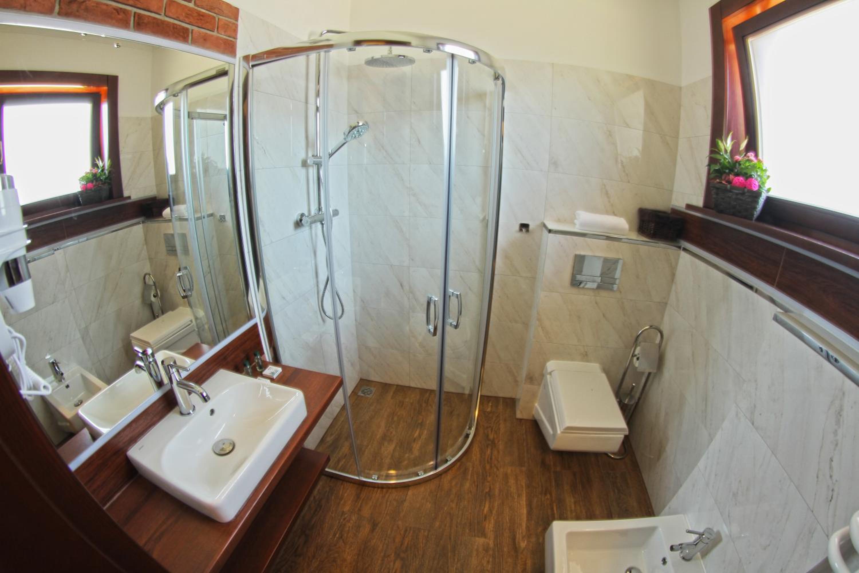 Deluxe Junior Suite (6 Adults) photo 3