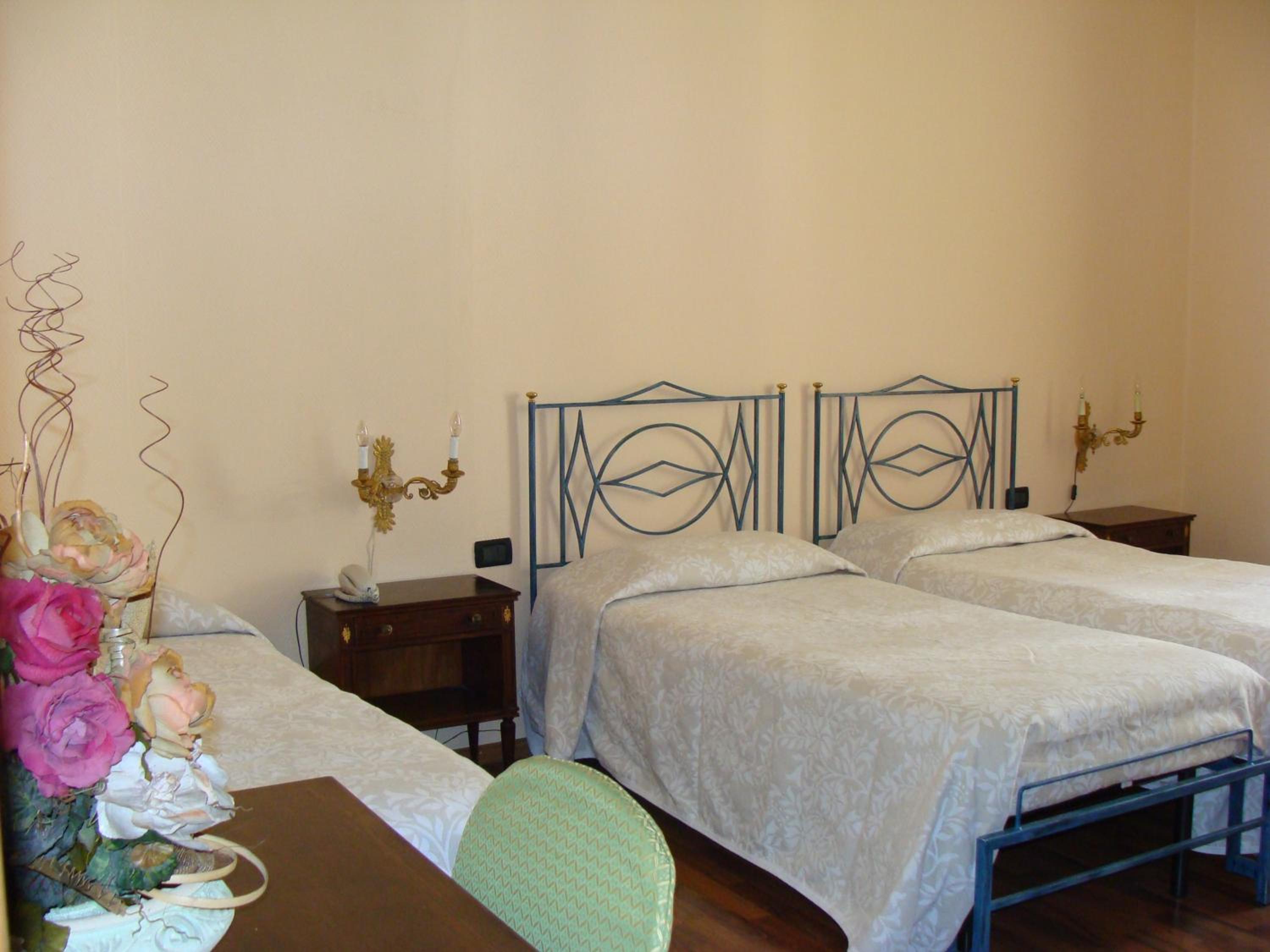 Triple Room photo 2