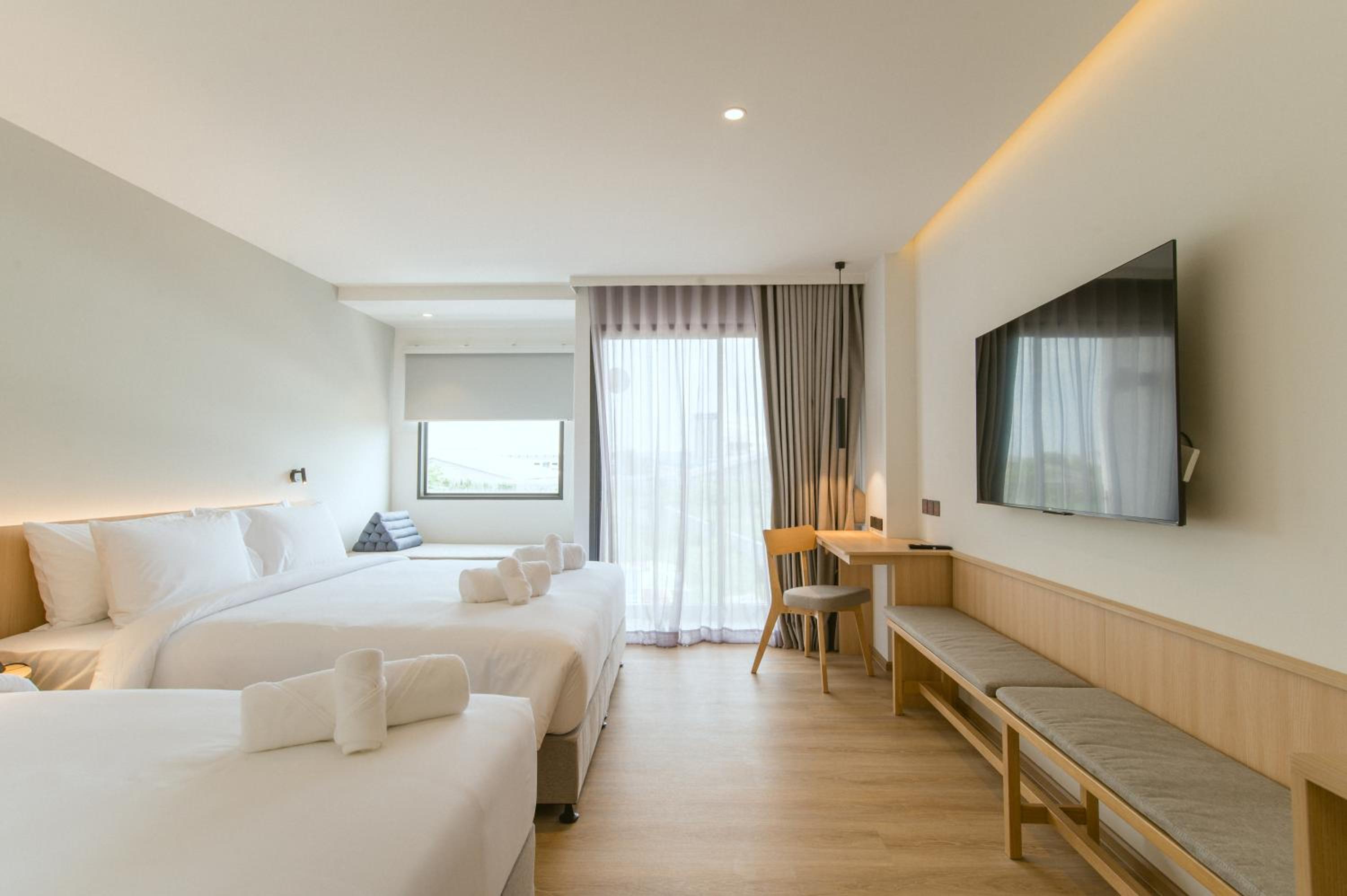 Superior Triple Room photo 3