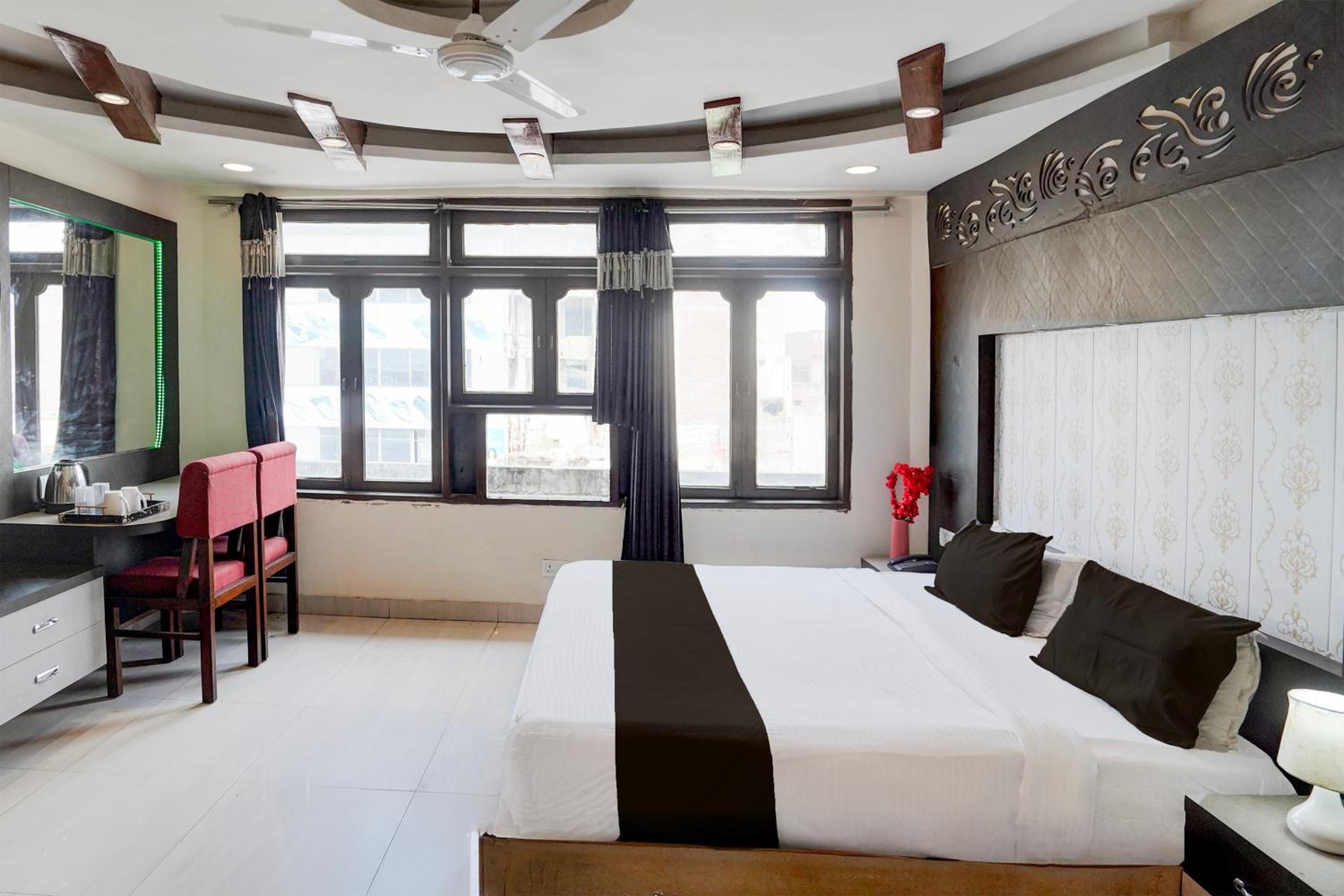 Luxury Triple Room photo 3
