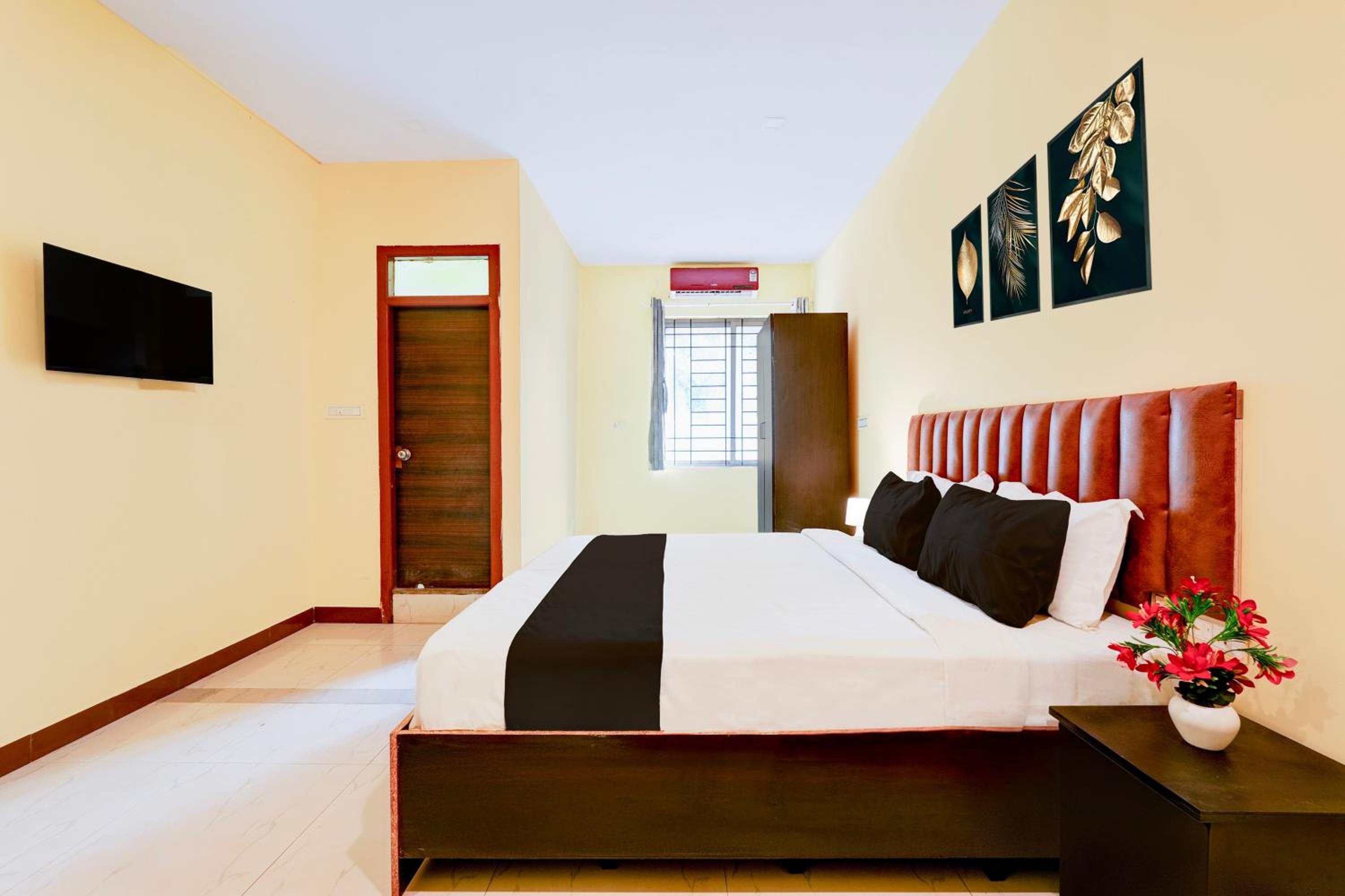 Triple Room with Balcony photo 2