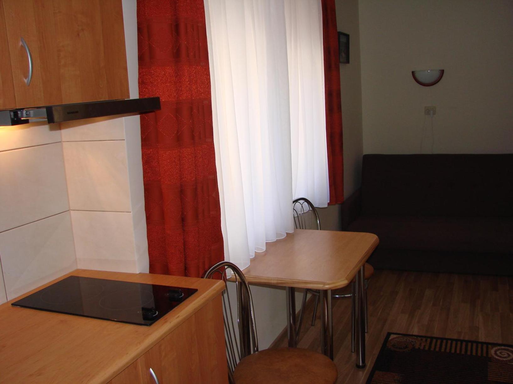 Double Room with Private Bathroom photo 3