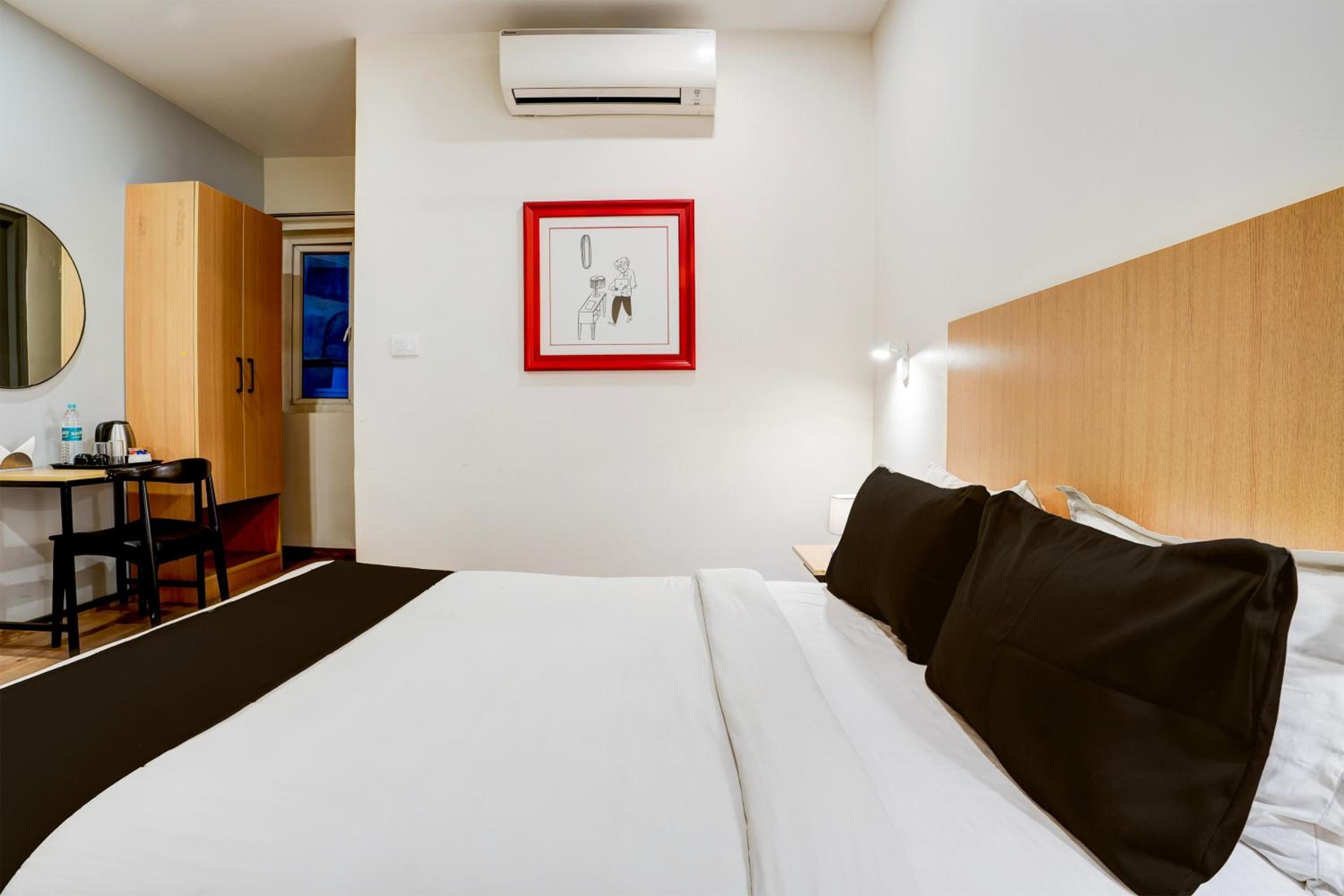 Triple Room with Bath photo 2