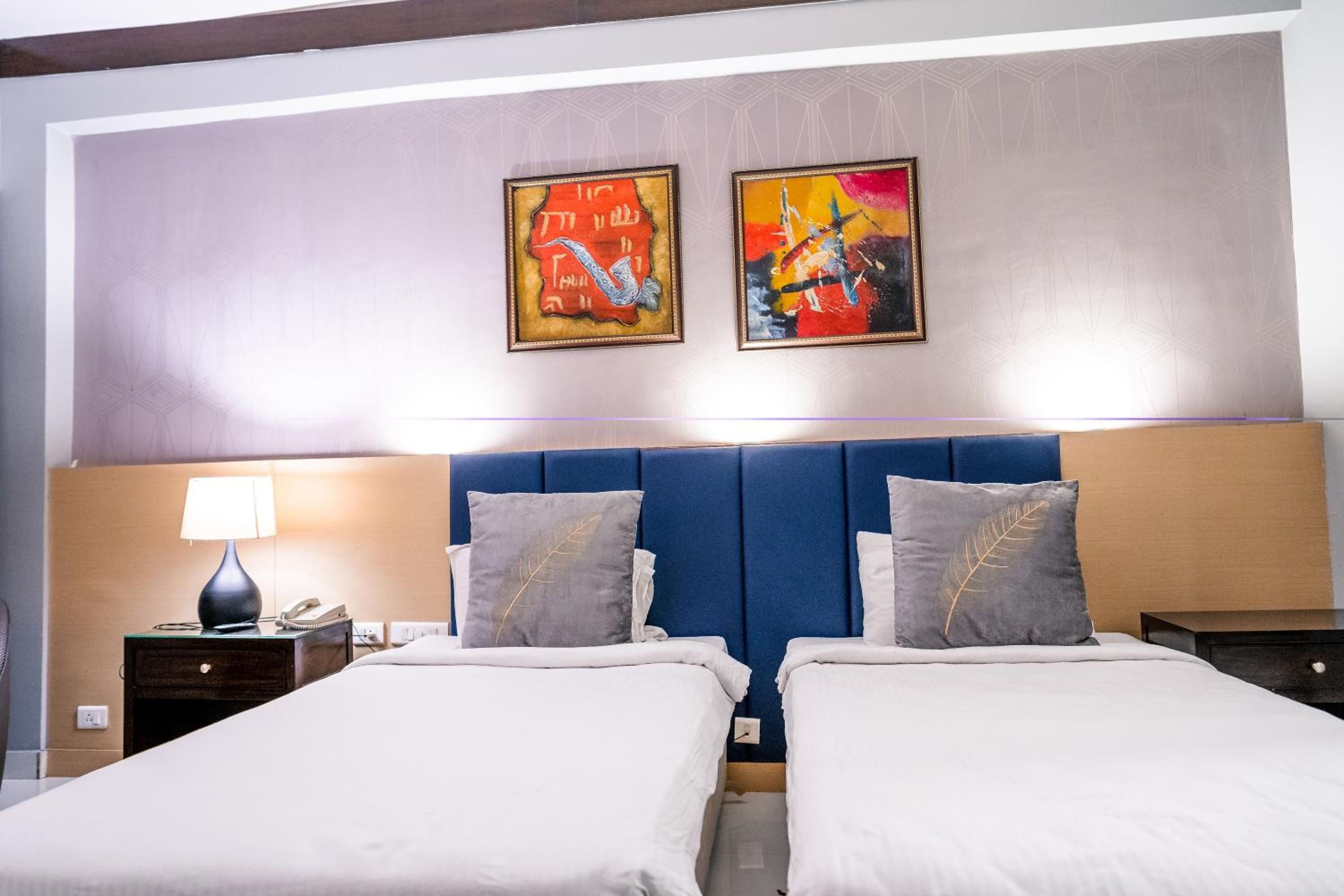 Standard Twin Room photo 3