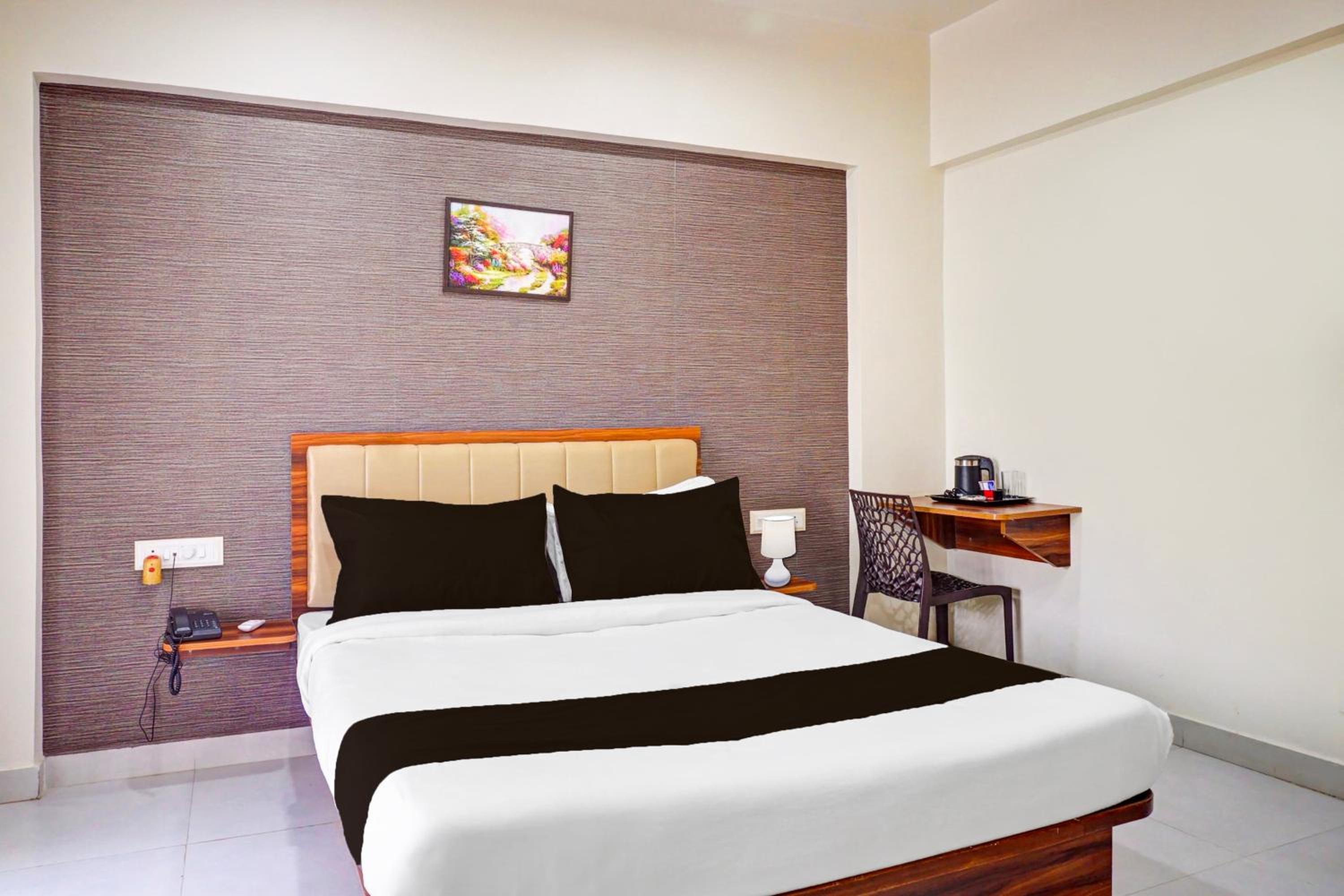 Triple Room with Balcony photo 3
