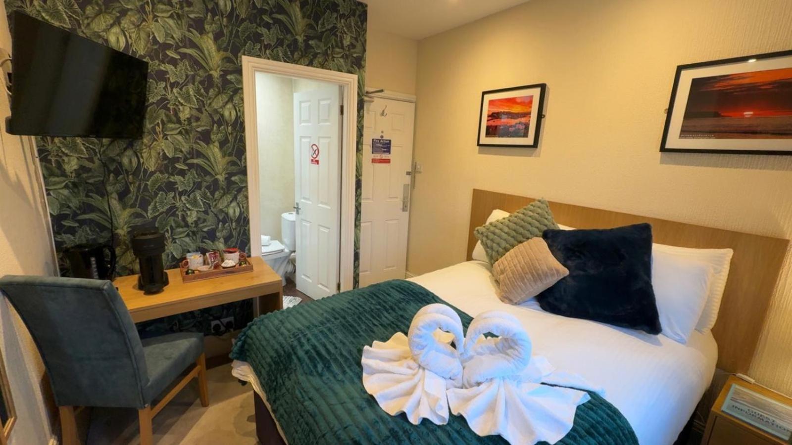Double Room with Sea View - Photo 2