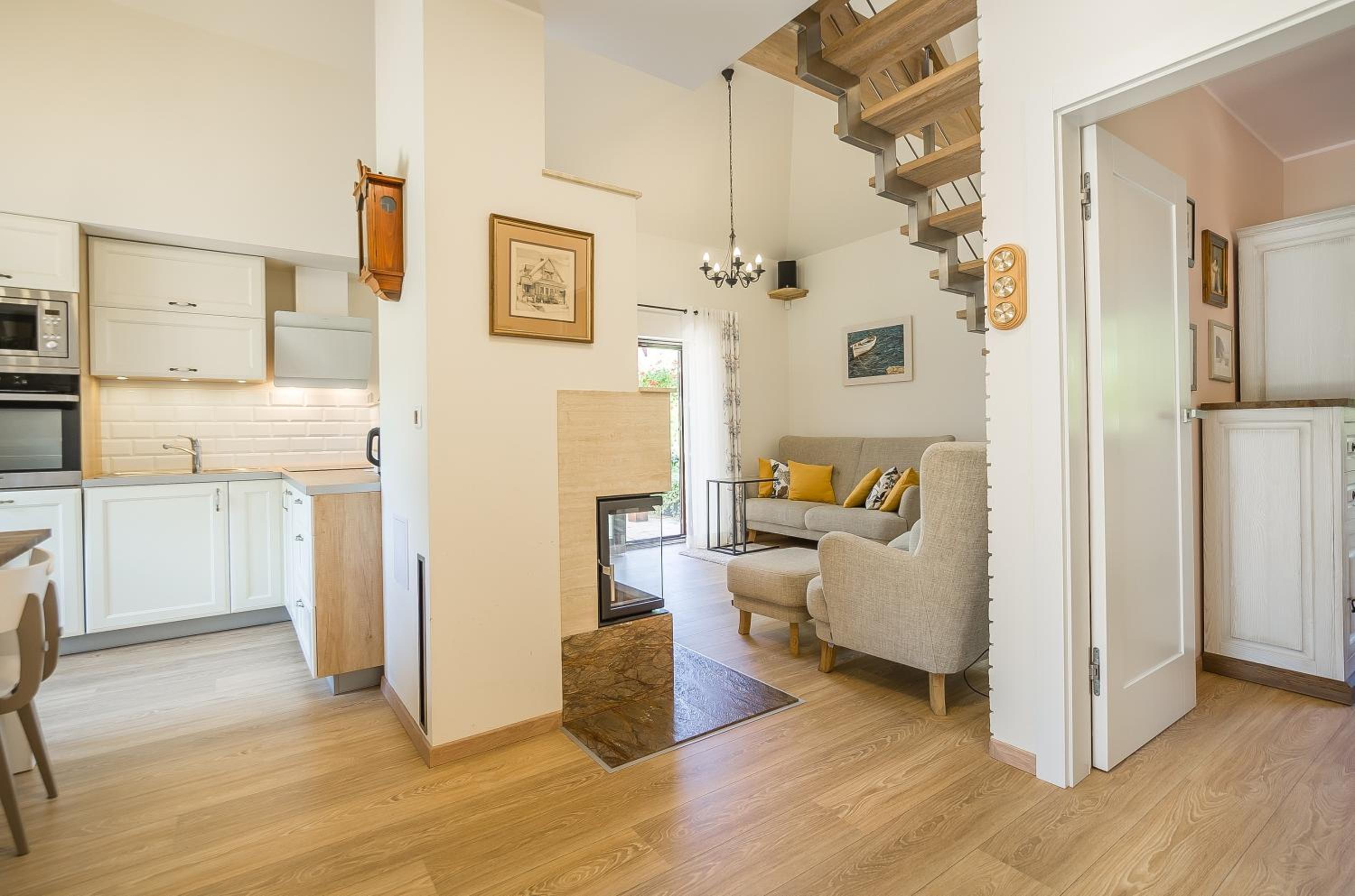 Duplex Apartment - Photo 1