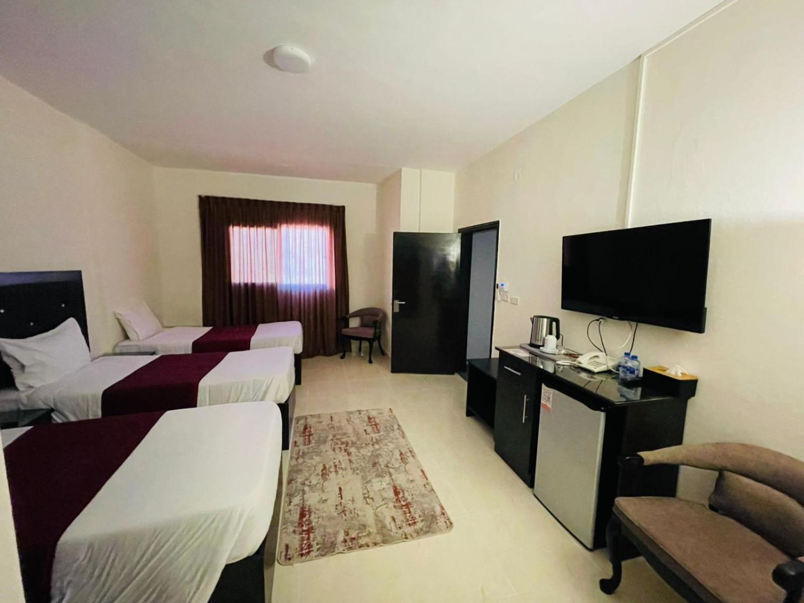 Comfort Triple Room photo 3