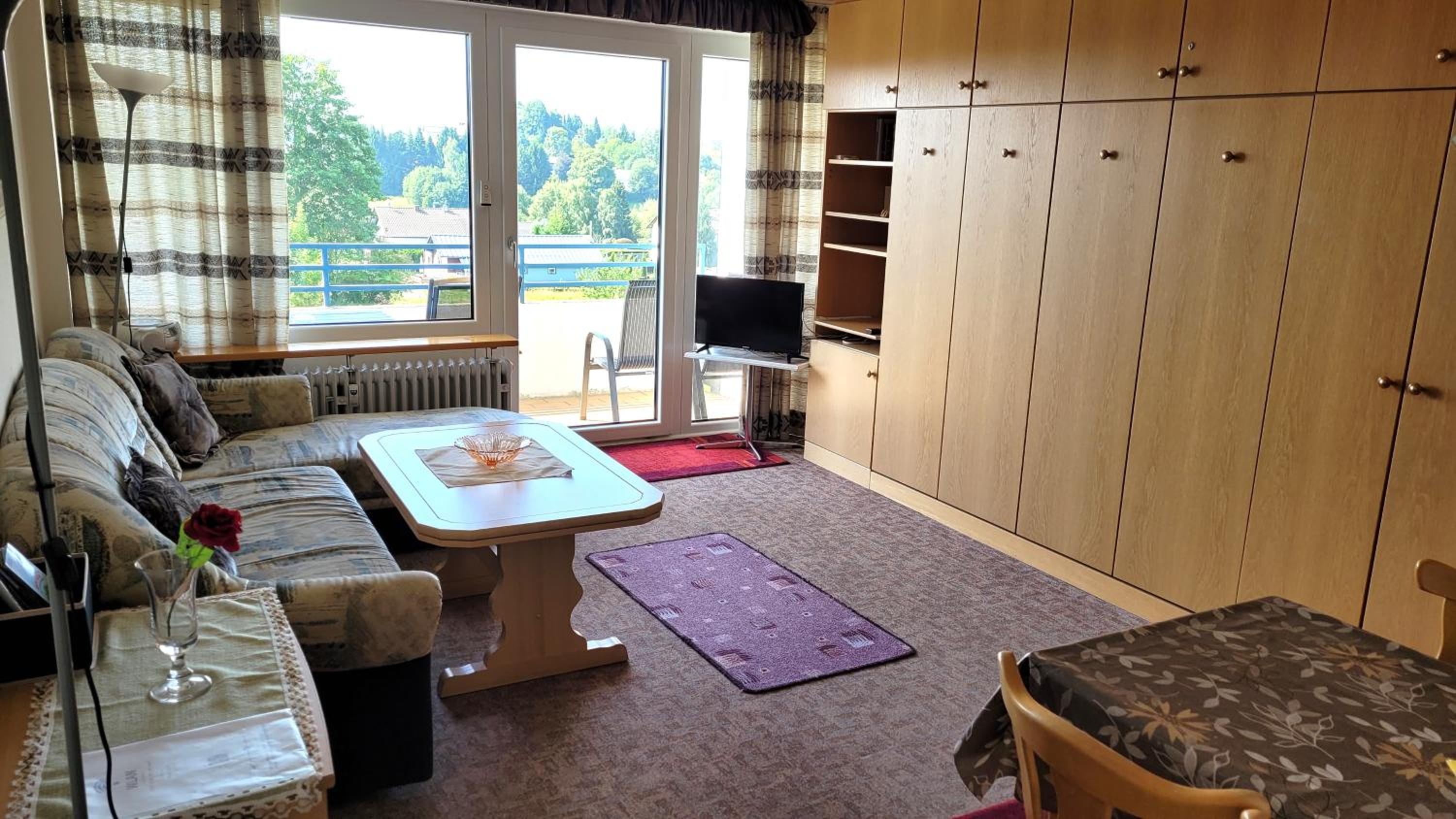 One-Bedroom Apartment with Balcony