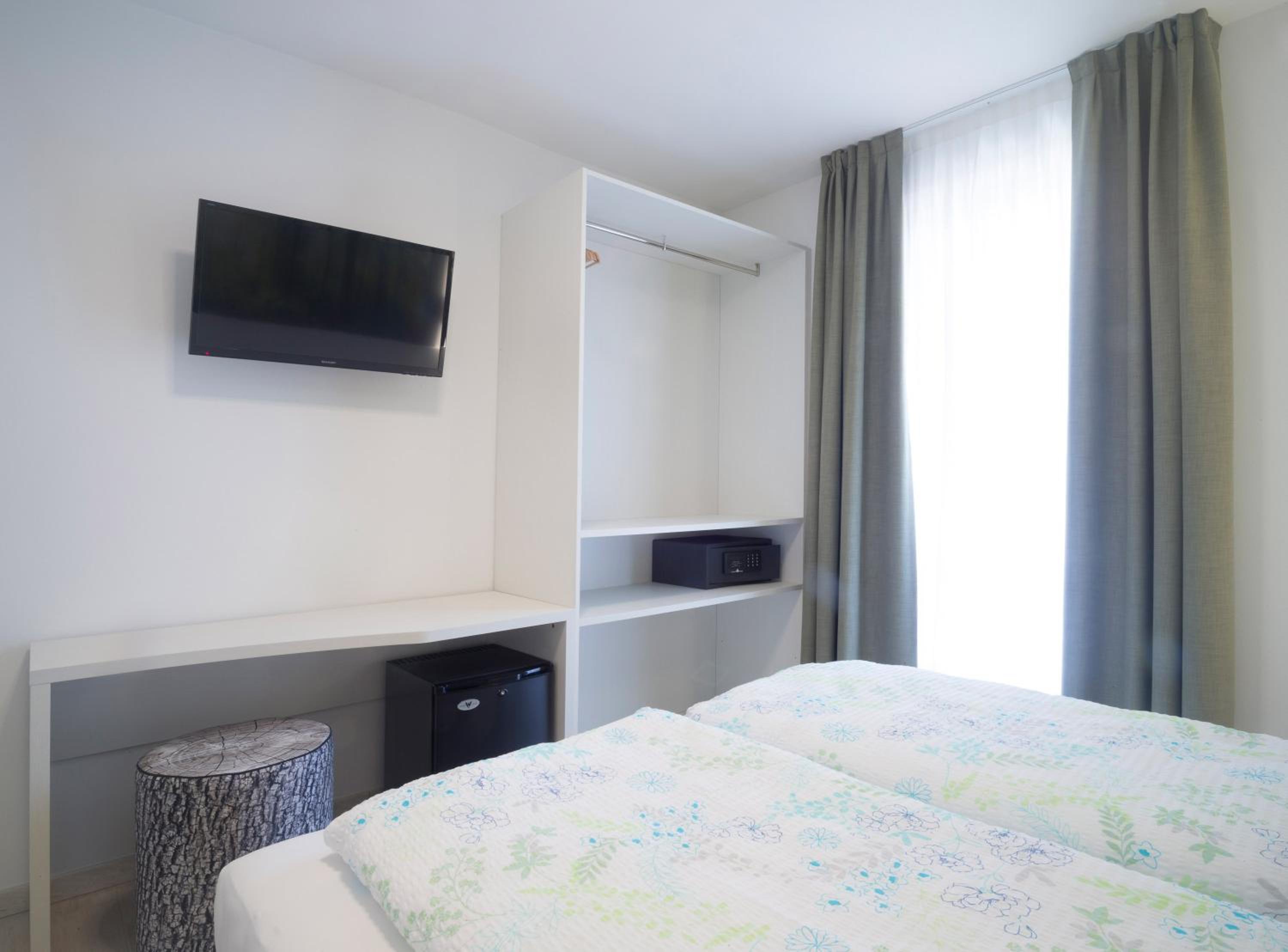 Double or Twin Room photo 1