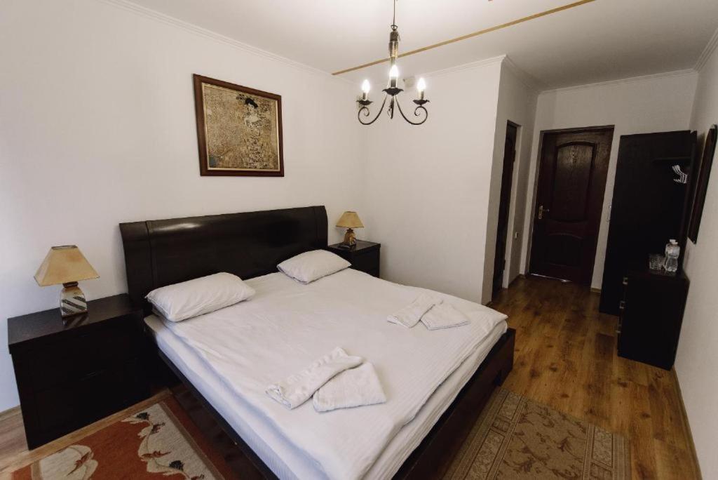 Two-Bedroom Apartment photo 3