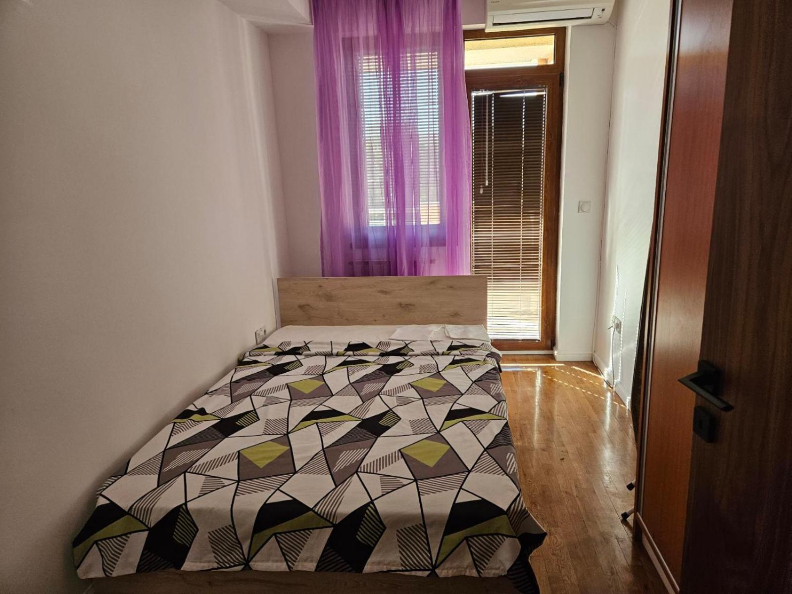 Two-Bedroom Apartment with Balcony photo 2