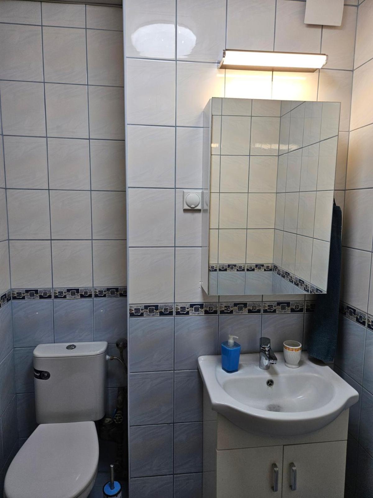 Two-Bedroom Apartment with Balcony photo 3