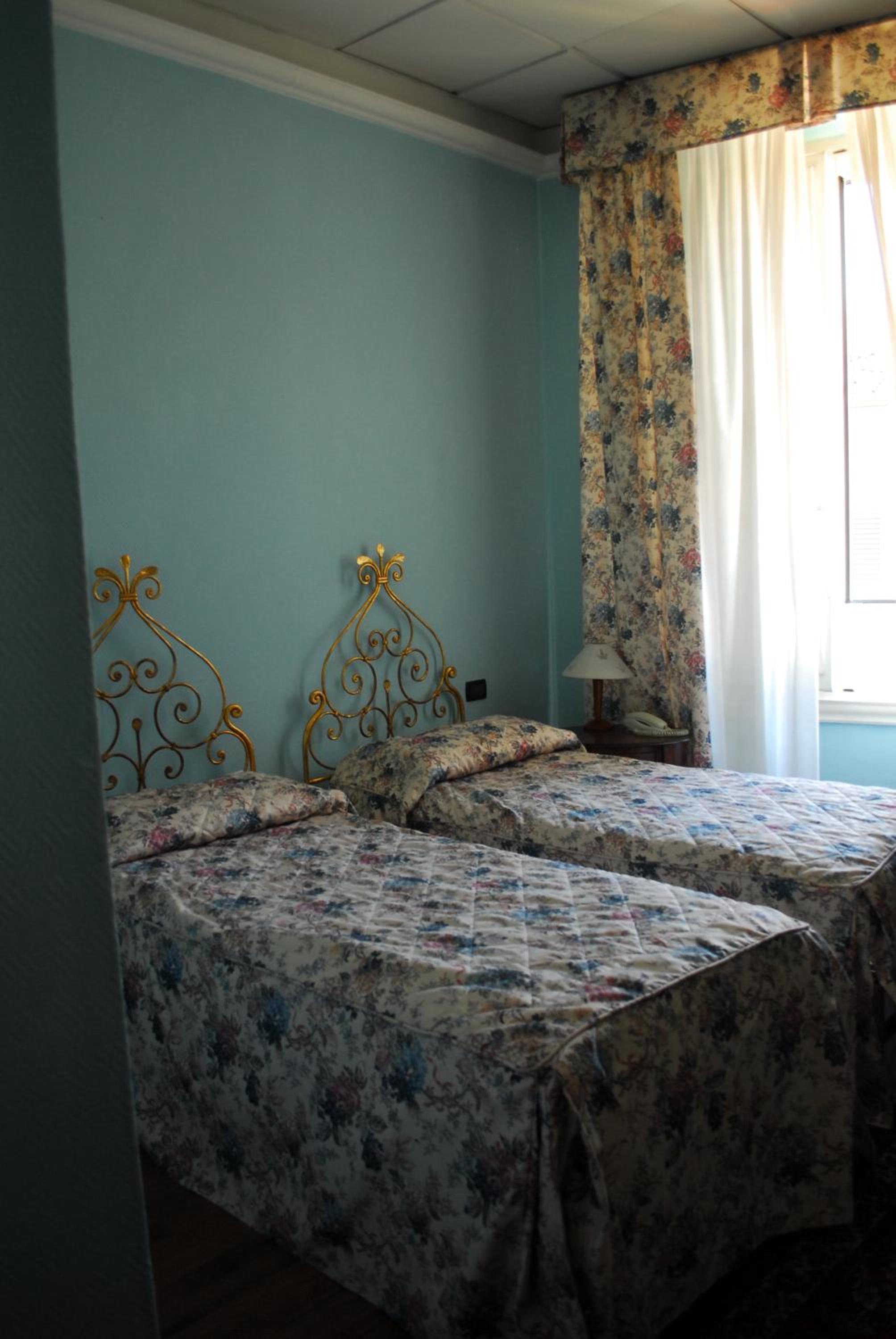 Double or Twin Room photo 1
